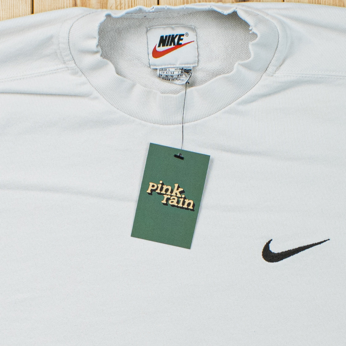 (M) Vintage Nike Essential Embroidered Sweatshirt