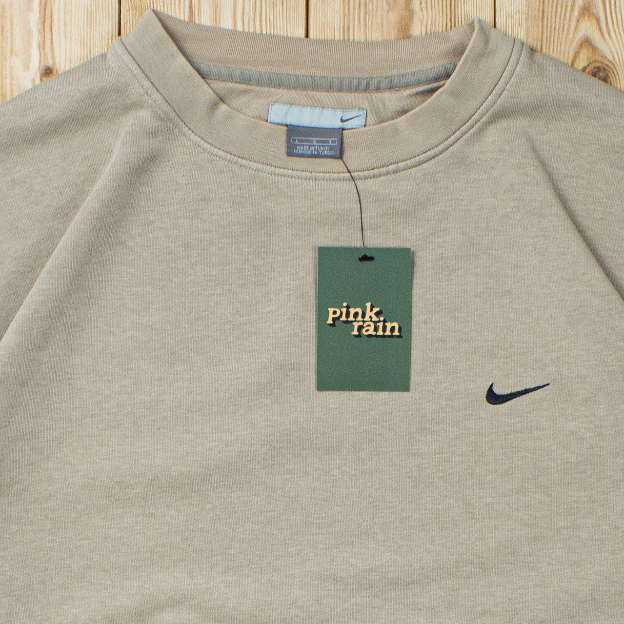 (L) Vintage Nike Essential Embroidered Sweatshirt