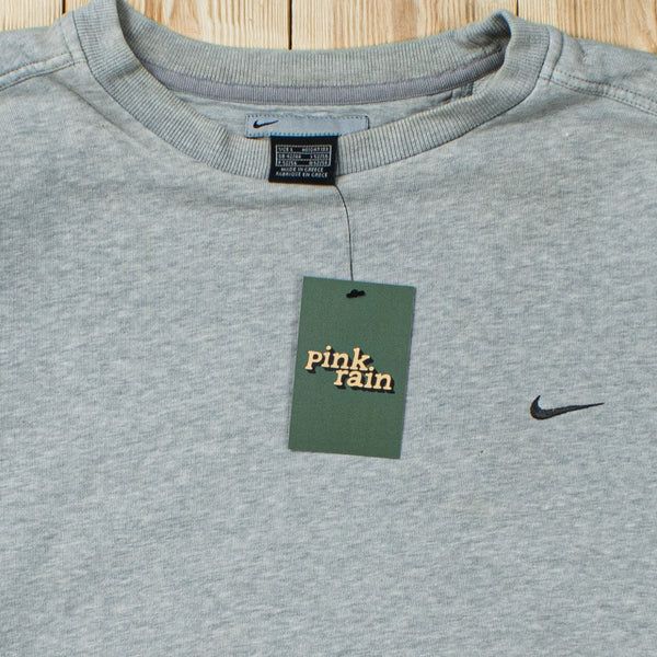 (L) Vintage Nike Essential Embroidered Sweatshirt