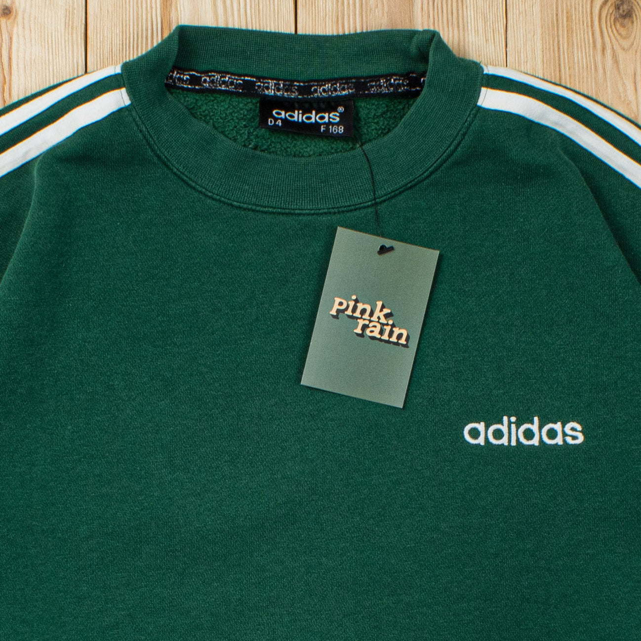 (M) Vintage Adidas Essential Embroidered Sweatshirt