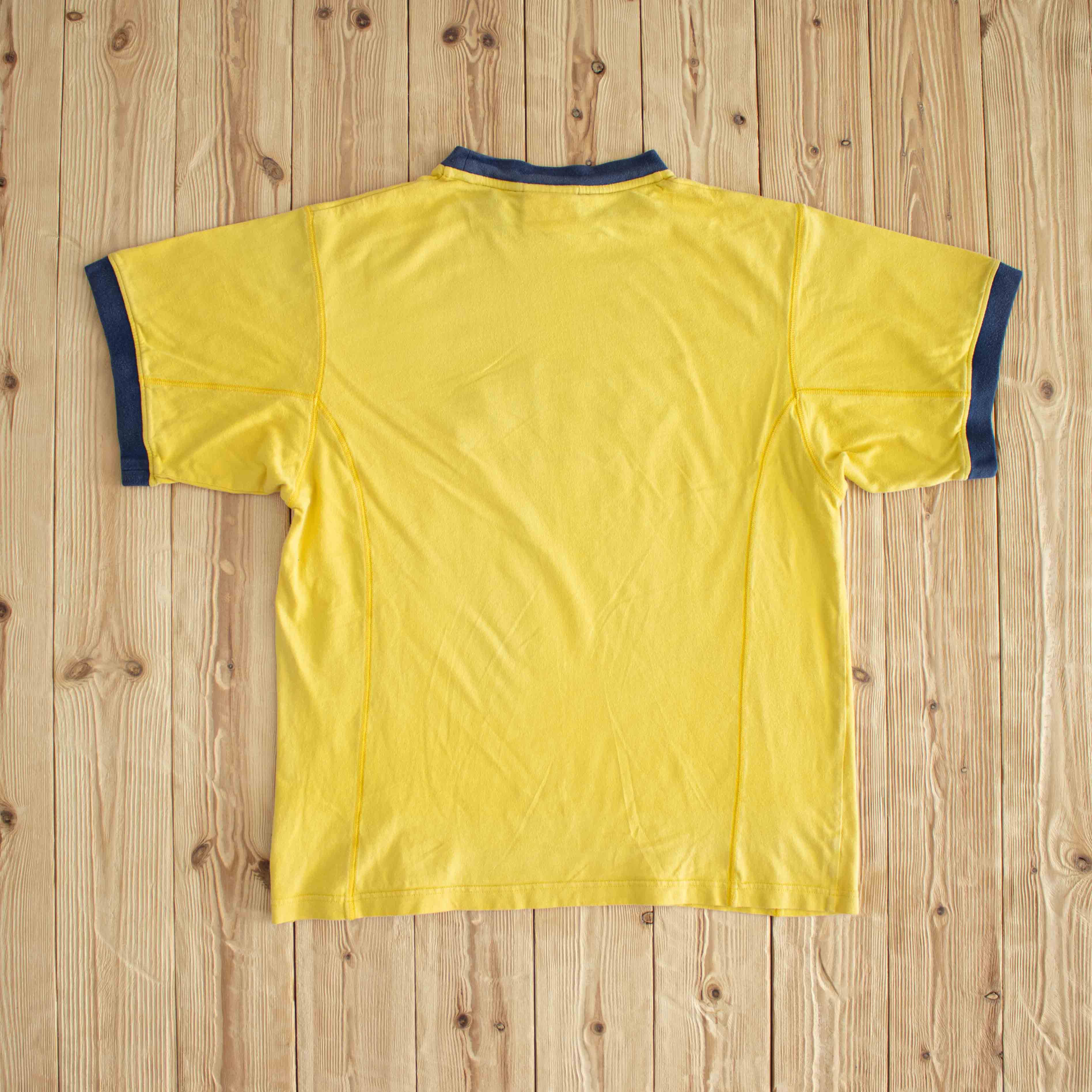 (M/L) Umbro Vintage Embroidered T-Shirt Yellow