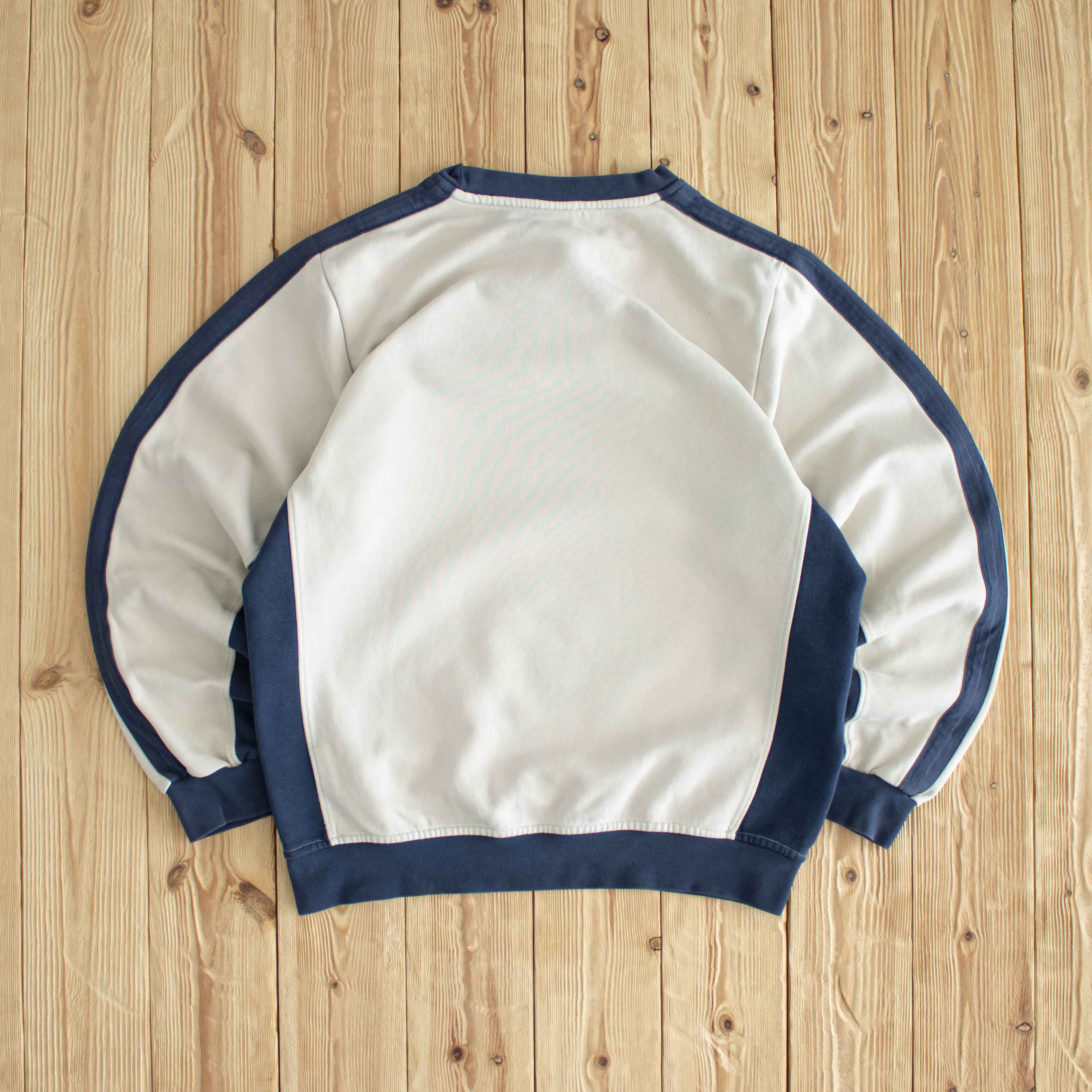 (M) Nike Manchester United Vintage Embroidered Sweatshirt Beige