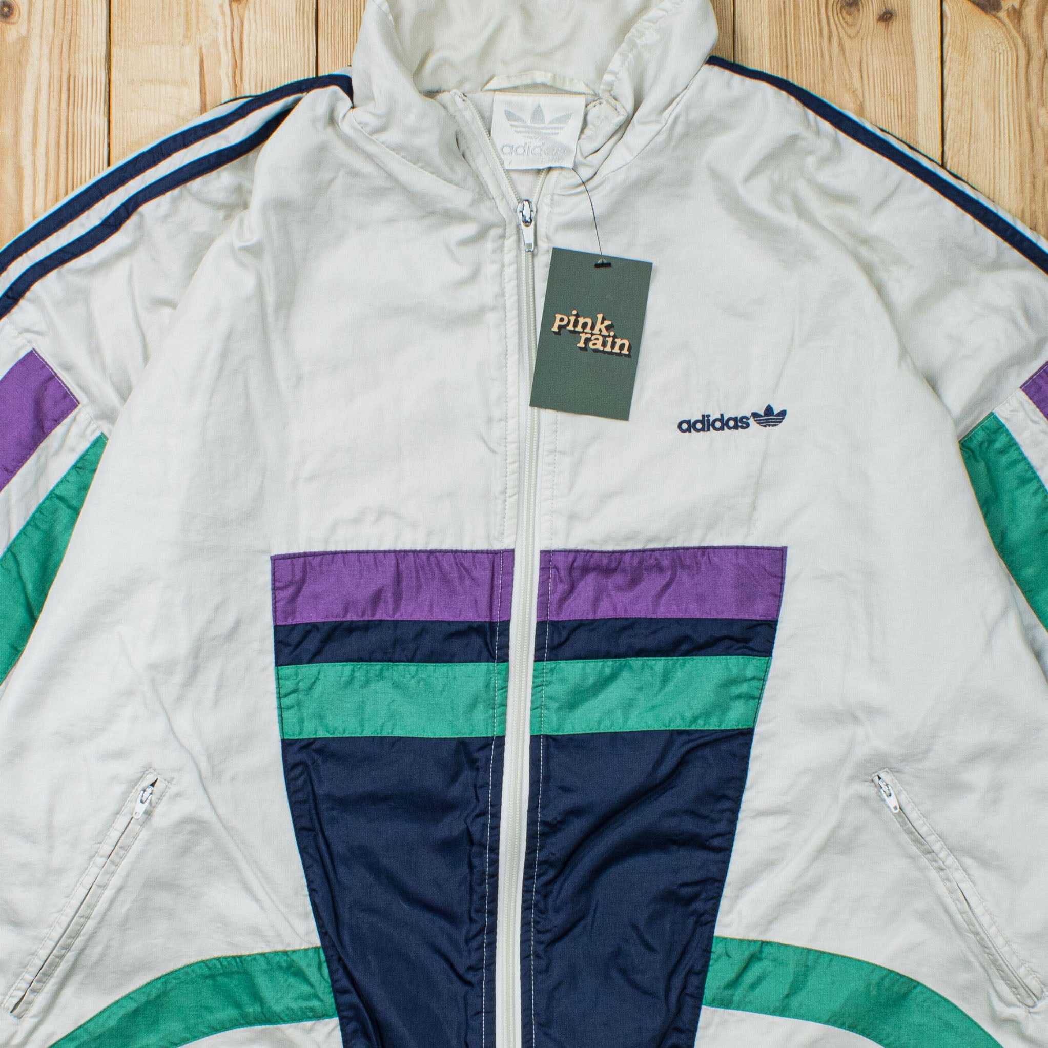 (L) Vintage Adidas Essential Embroidered Jacket