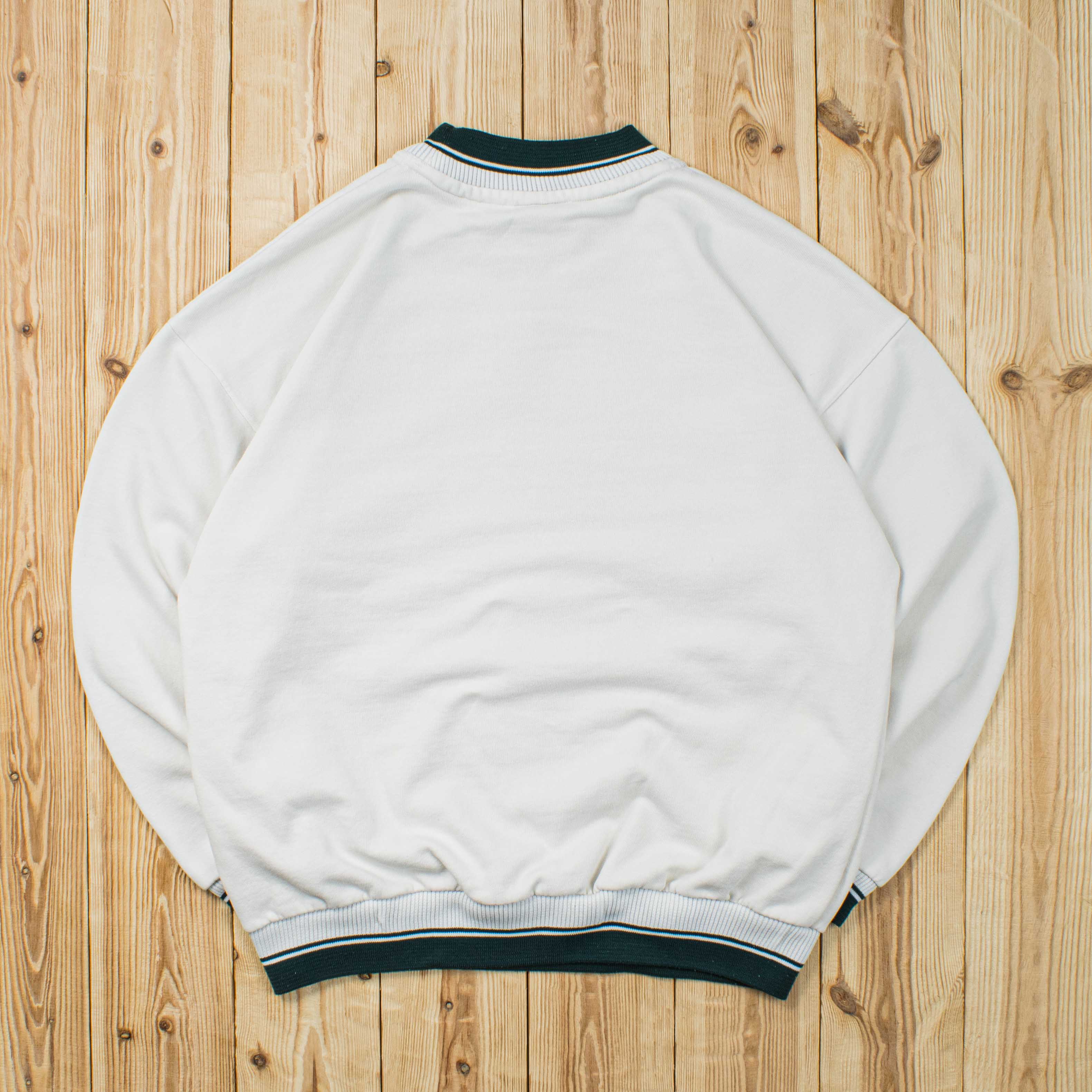 (S) Vintage Nike Essential Embroidered Sweatshirt