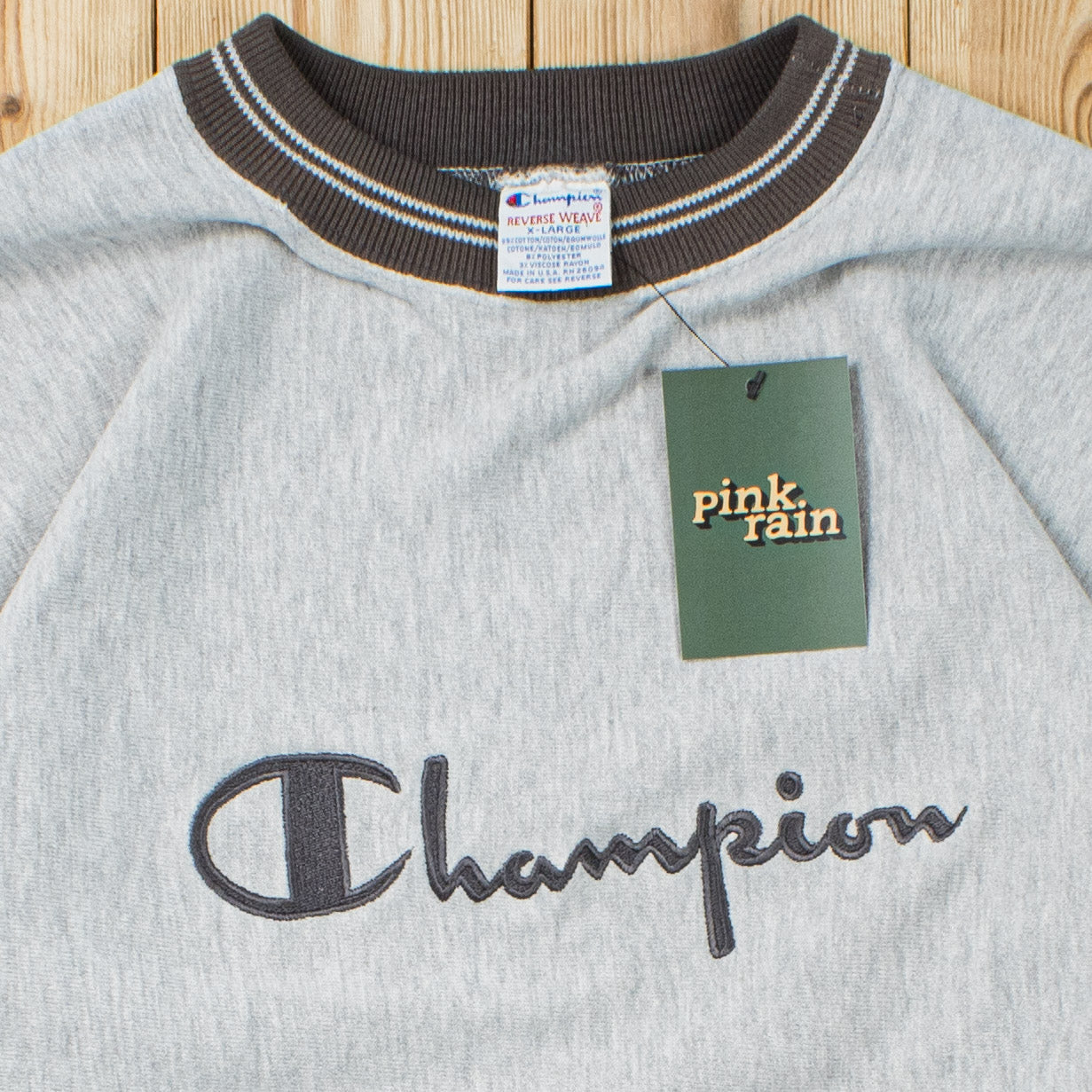 (M) Vintage Champion Spell Out Embroidered Sweatshirt