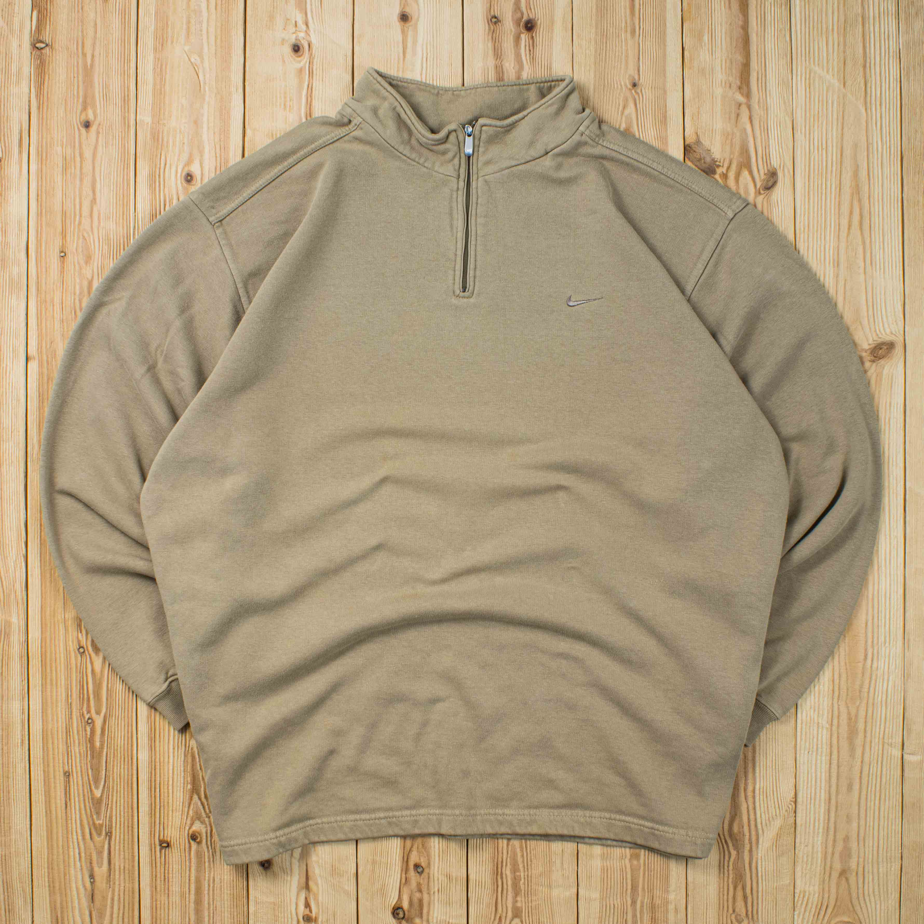 (XL) Vintage Nike Essential Embroidered Quarter-Zip Sweatshirt