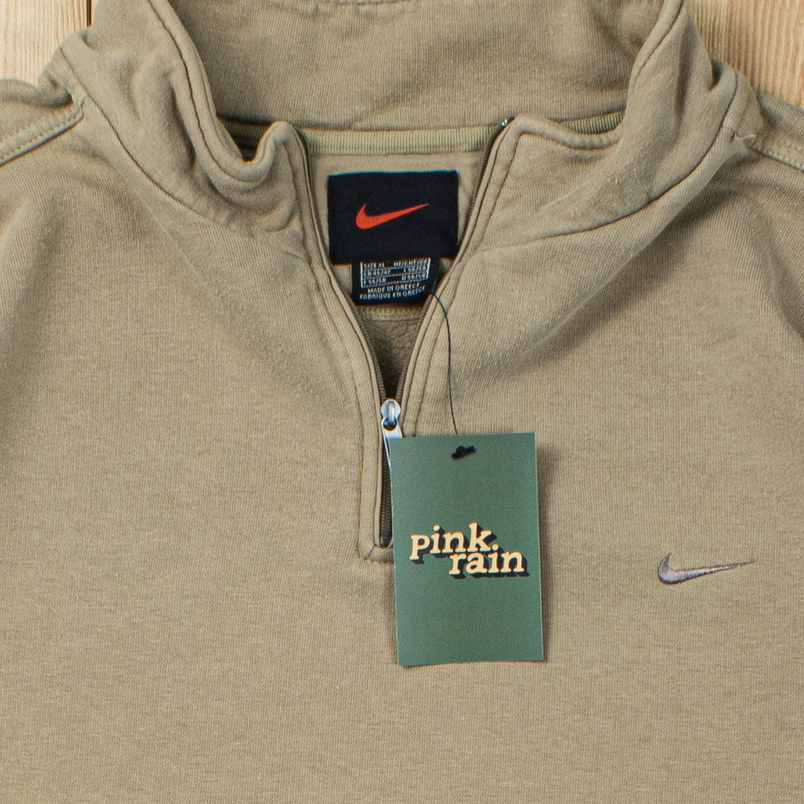 (XL) Vintage Nike Essential Embroidered Quarter-Zip Sweatshirt