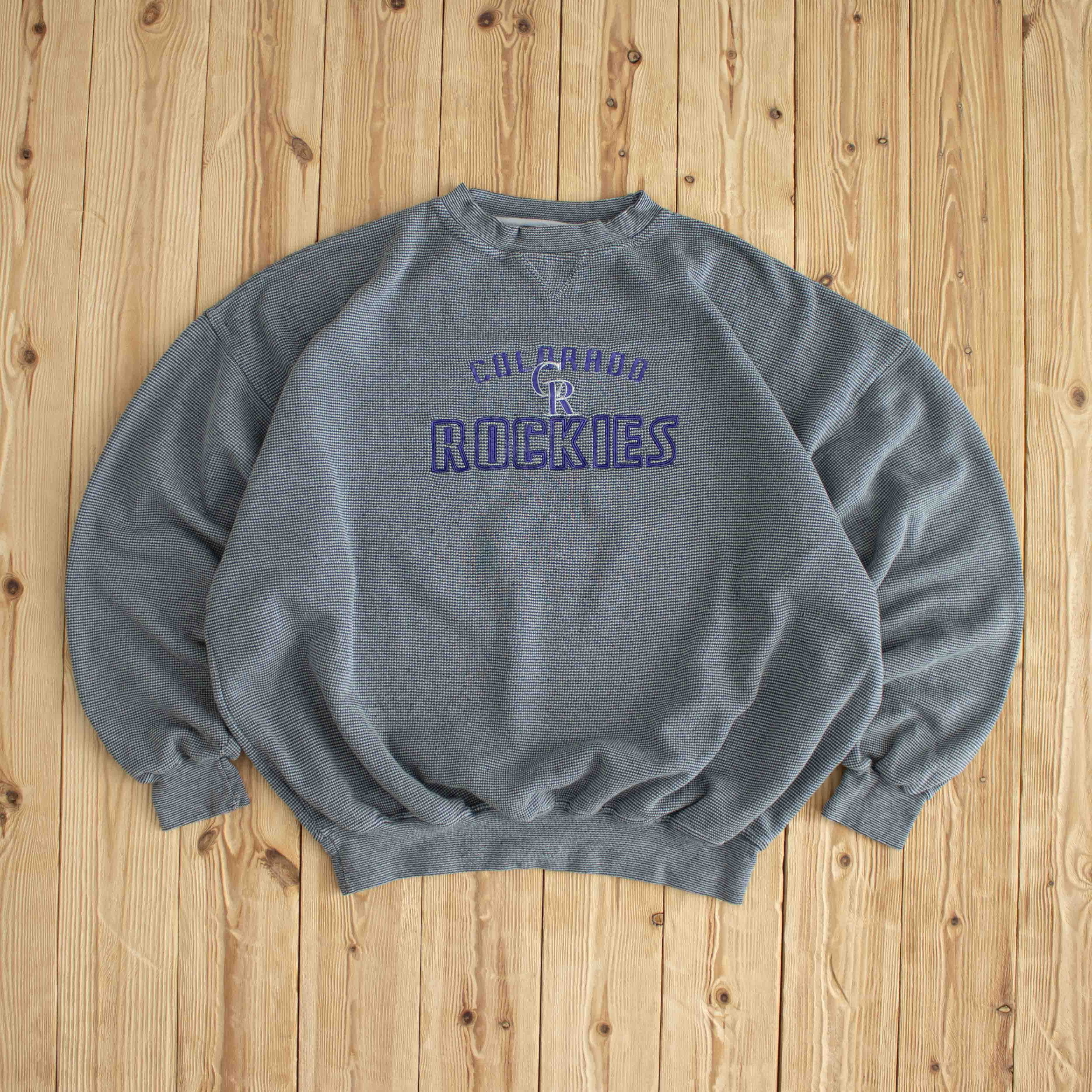 (L) Colorado Rockies Vintage Embroidered Sweatshirt Gray