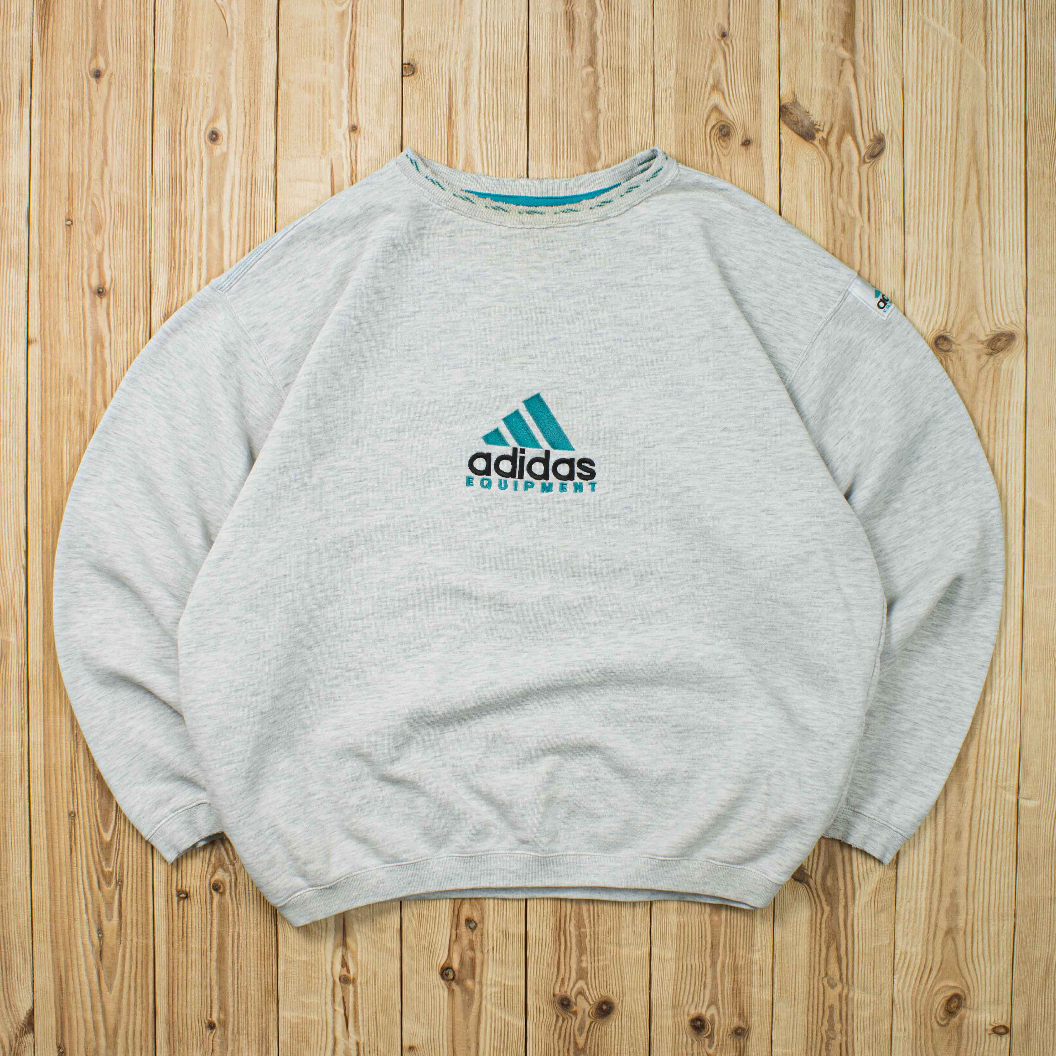 (L) Vintage Adidas Equipment Embroidered Sweatshirt