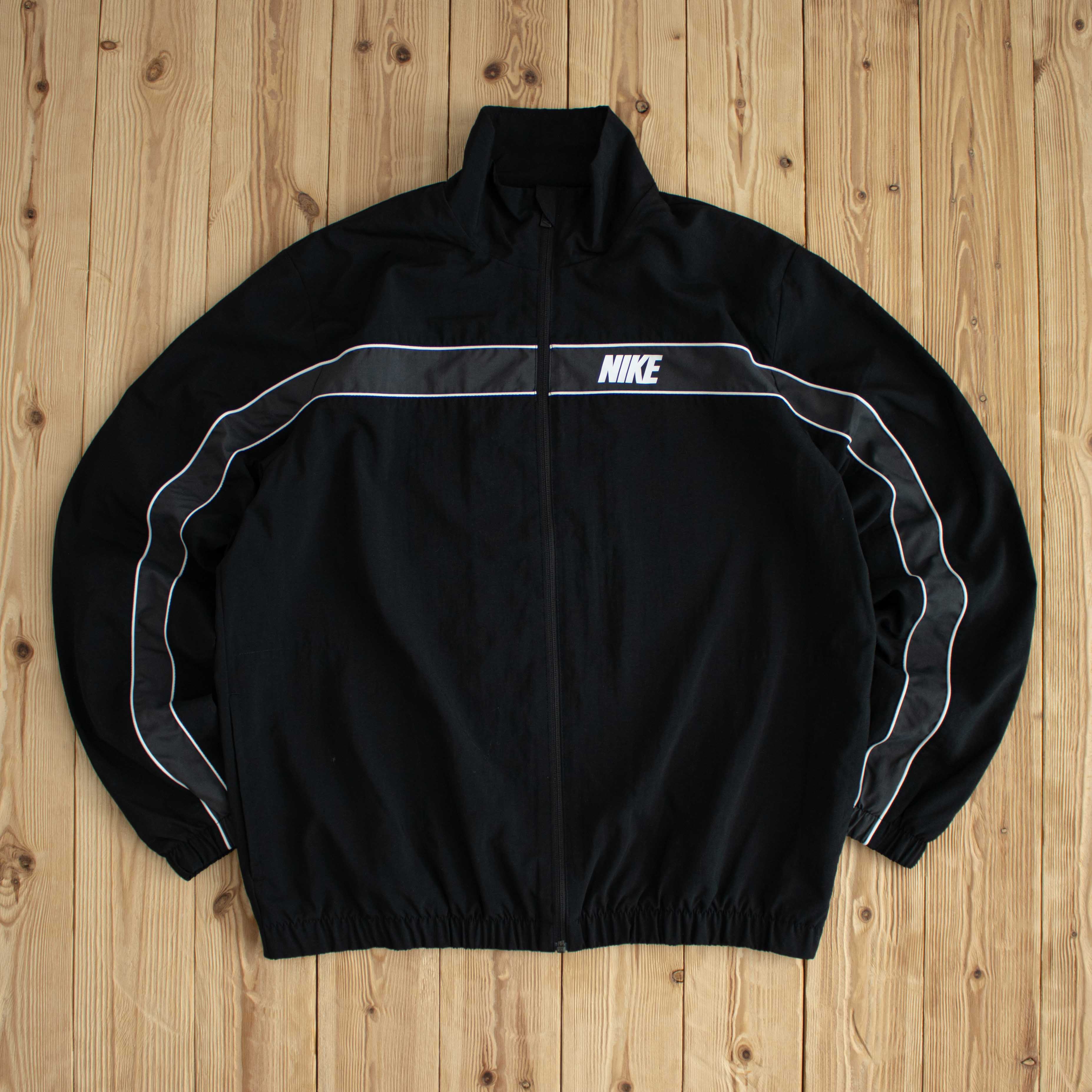 (L) Nike Vintage Jacket Black