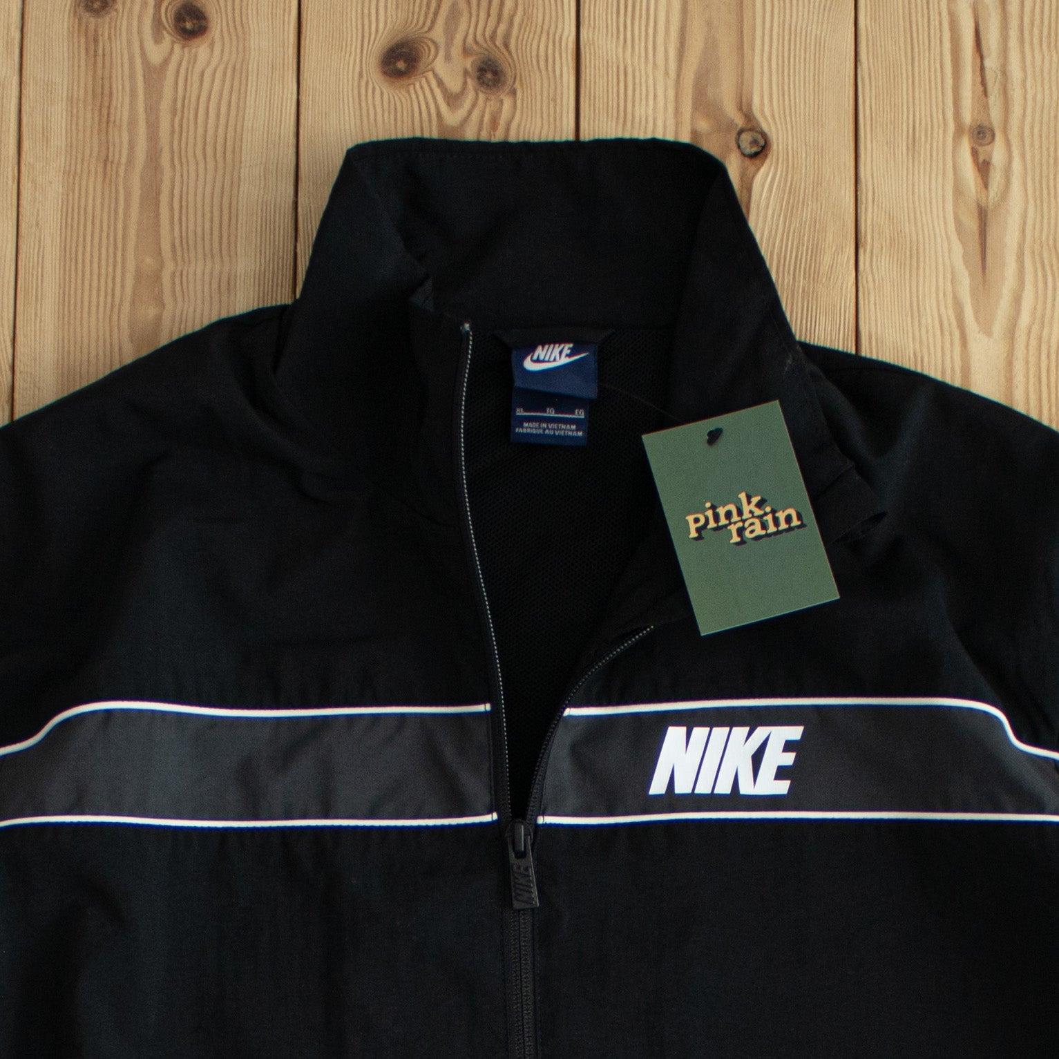(L) Nike Vintage Jacket Black