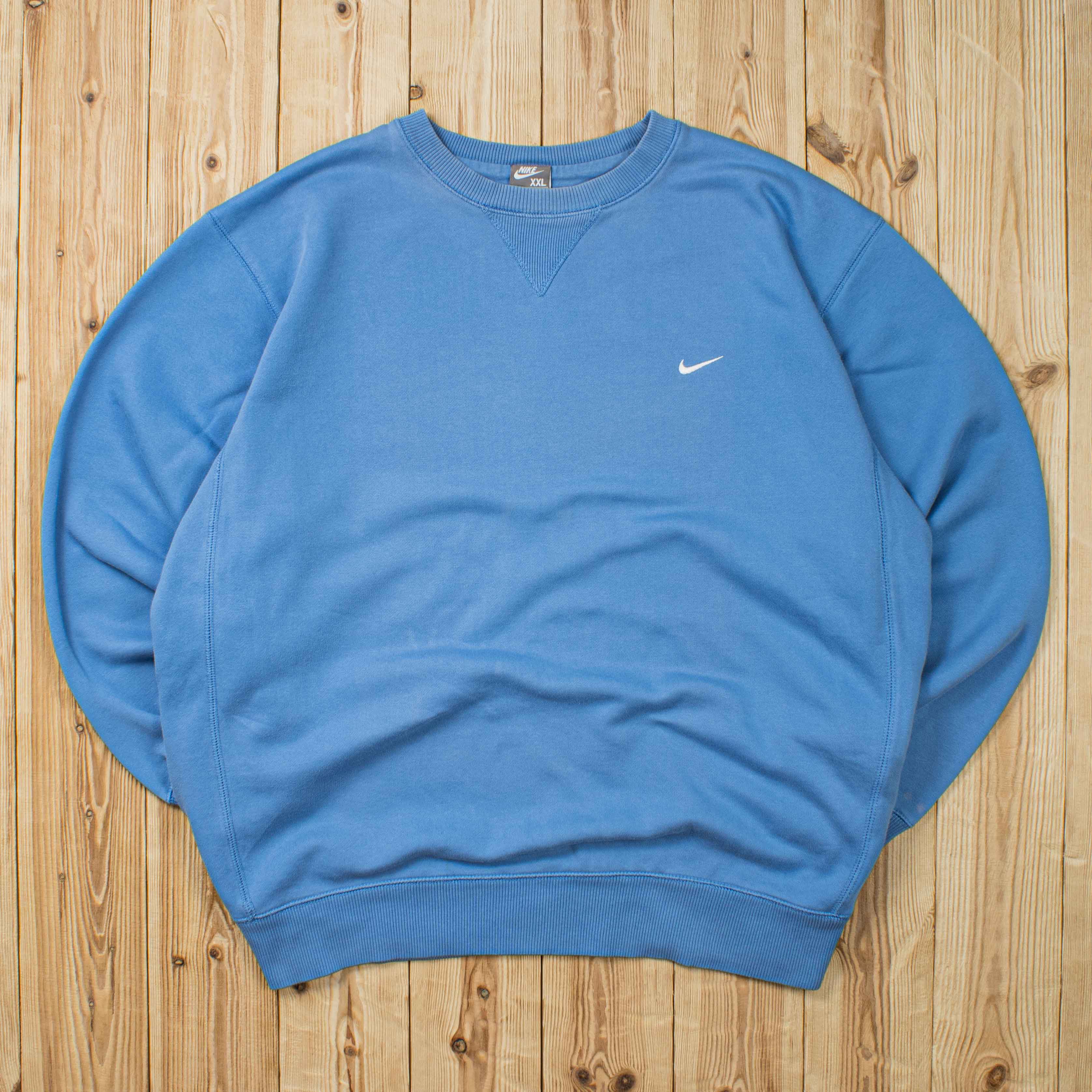 (XL) Vintage Nike Essential Embroidered Sweatshirt
