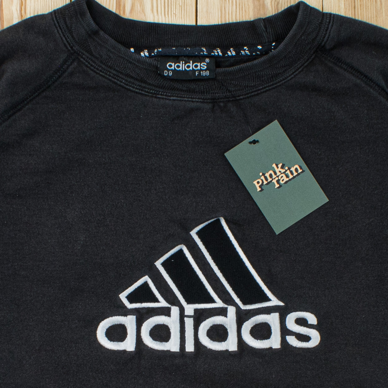 (L) Vintage Adidas Spell Out Embroidered Sweatshirt