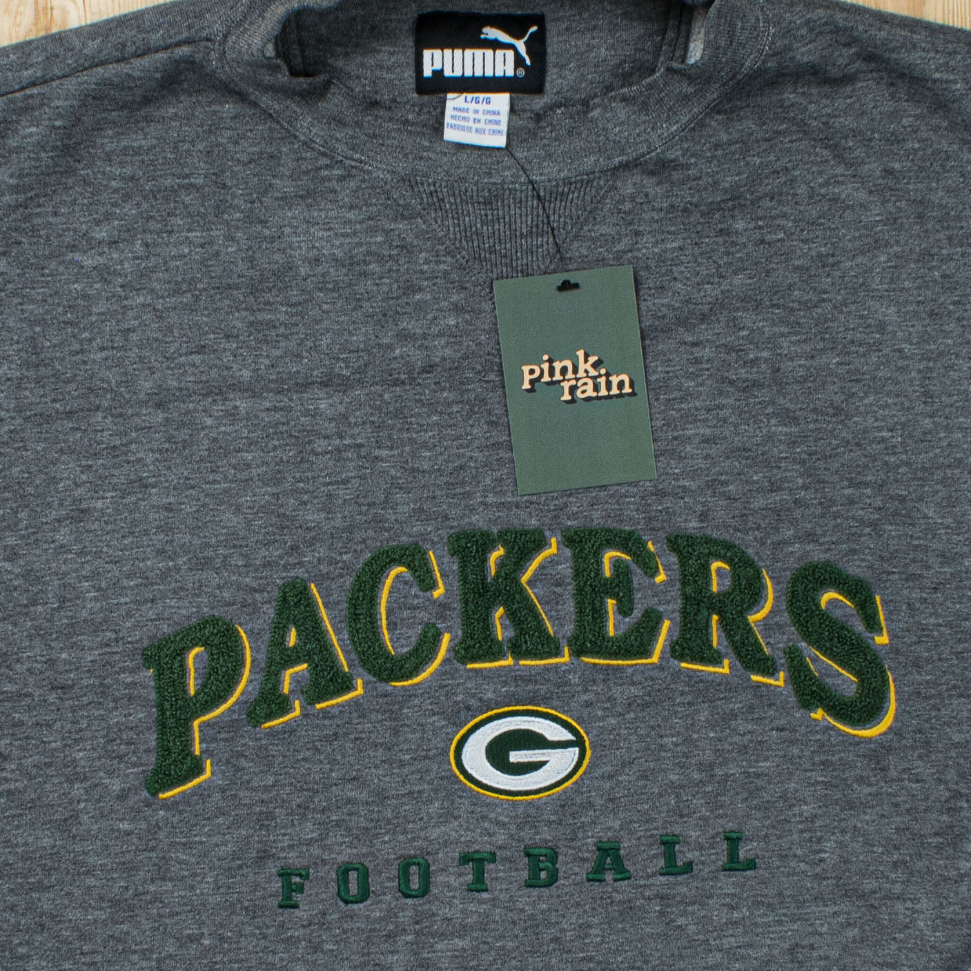 (L) Vintage Puma Packers Football Embroidered Sweatshirt