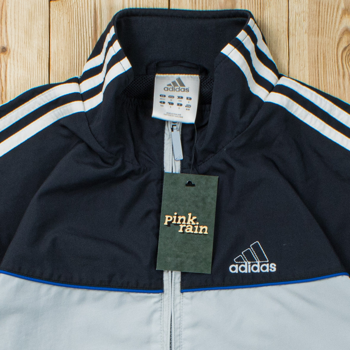 (M) Vintage Adidas Essential Embroidered Jacket