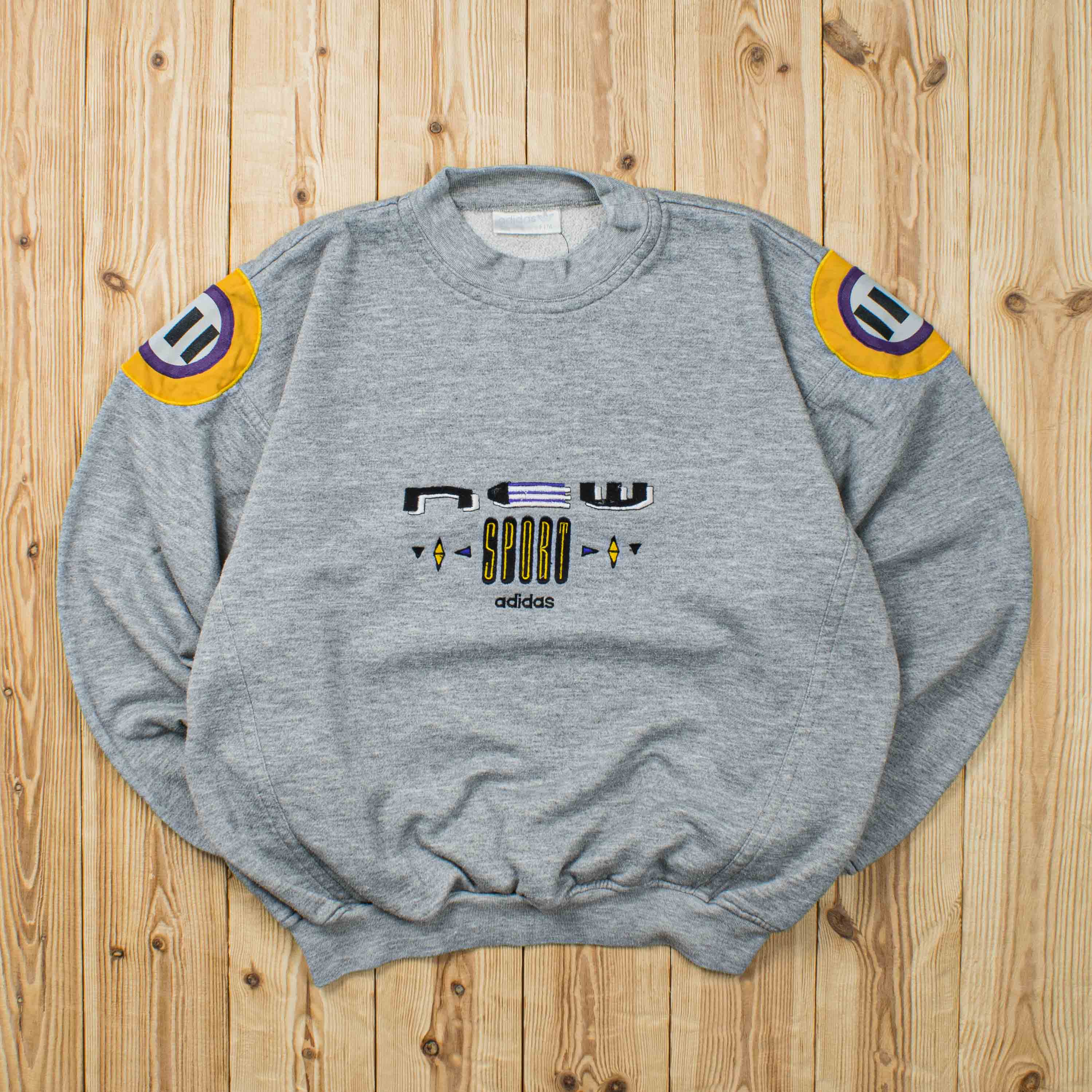 (M) Vintage Adidas Sport Embroidered Sweatshirt