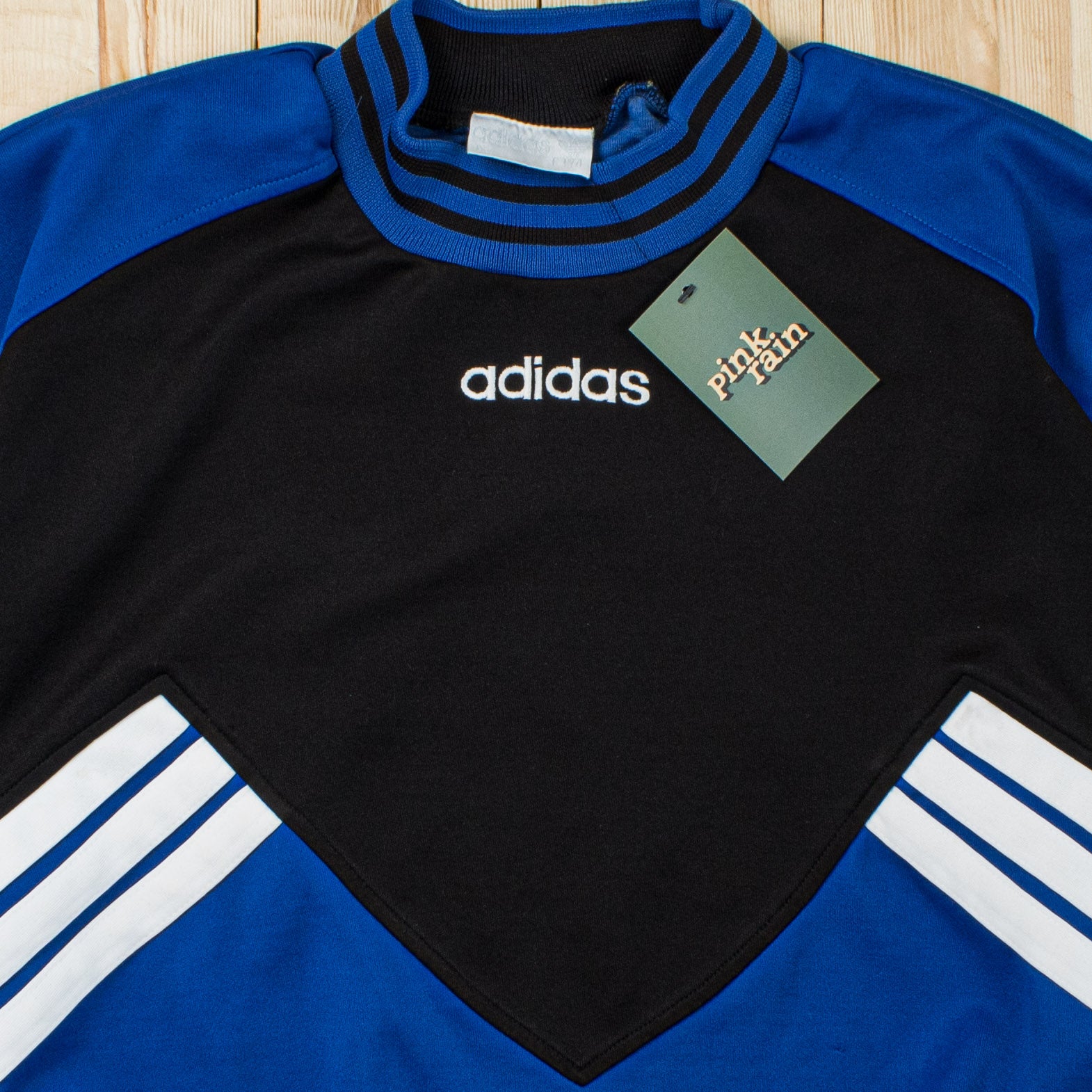 (M) Vintage Adidas Embroidered Sweatshirt