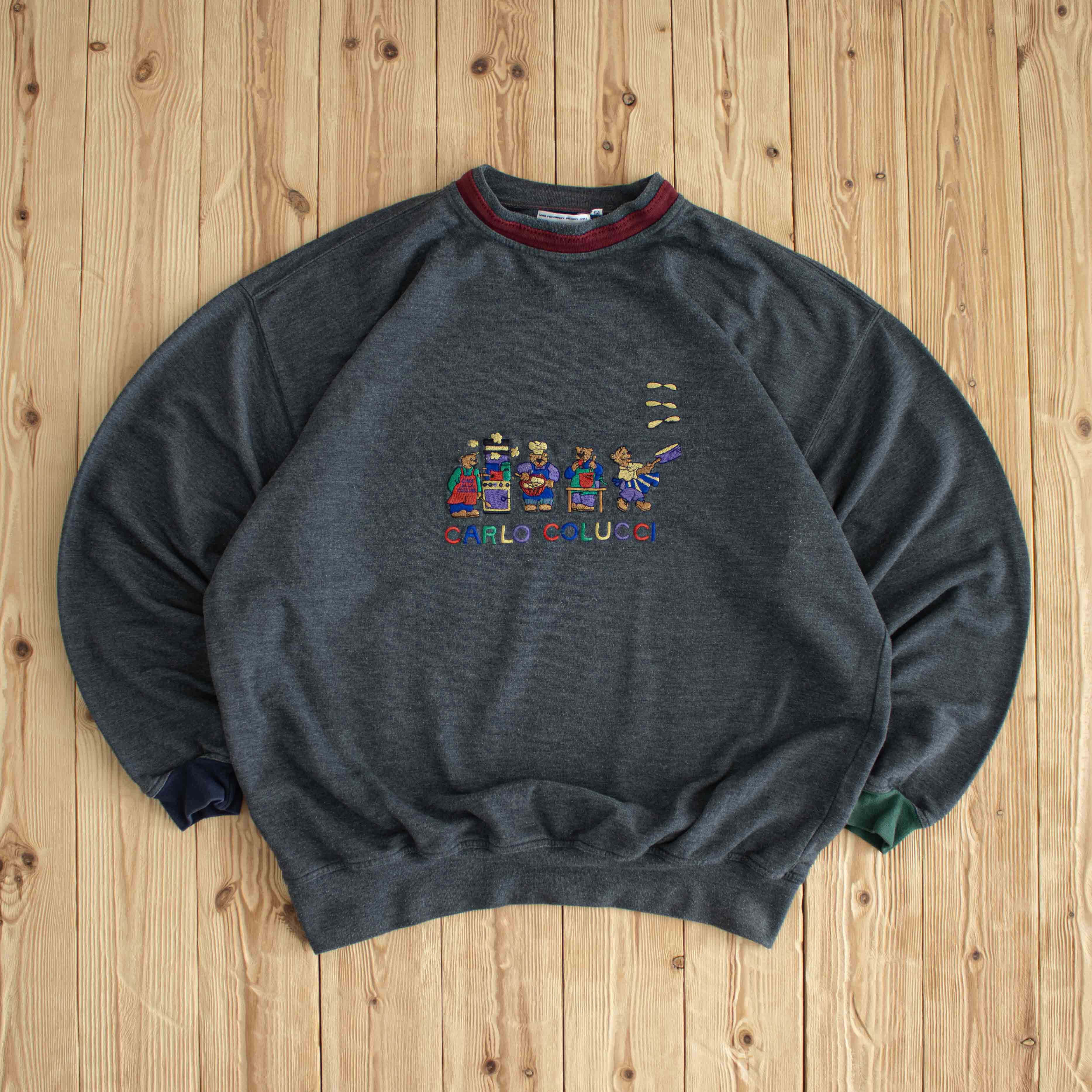 (XL) Carlo Colucci Bears Vintage Embroidered Sweatshirt Gray