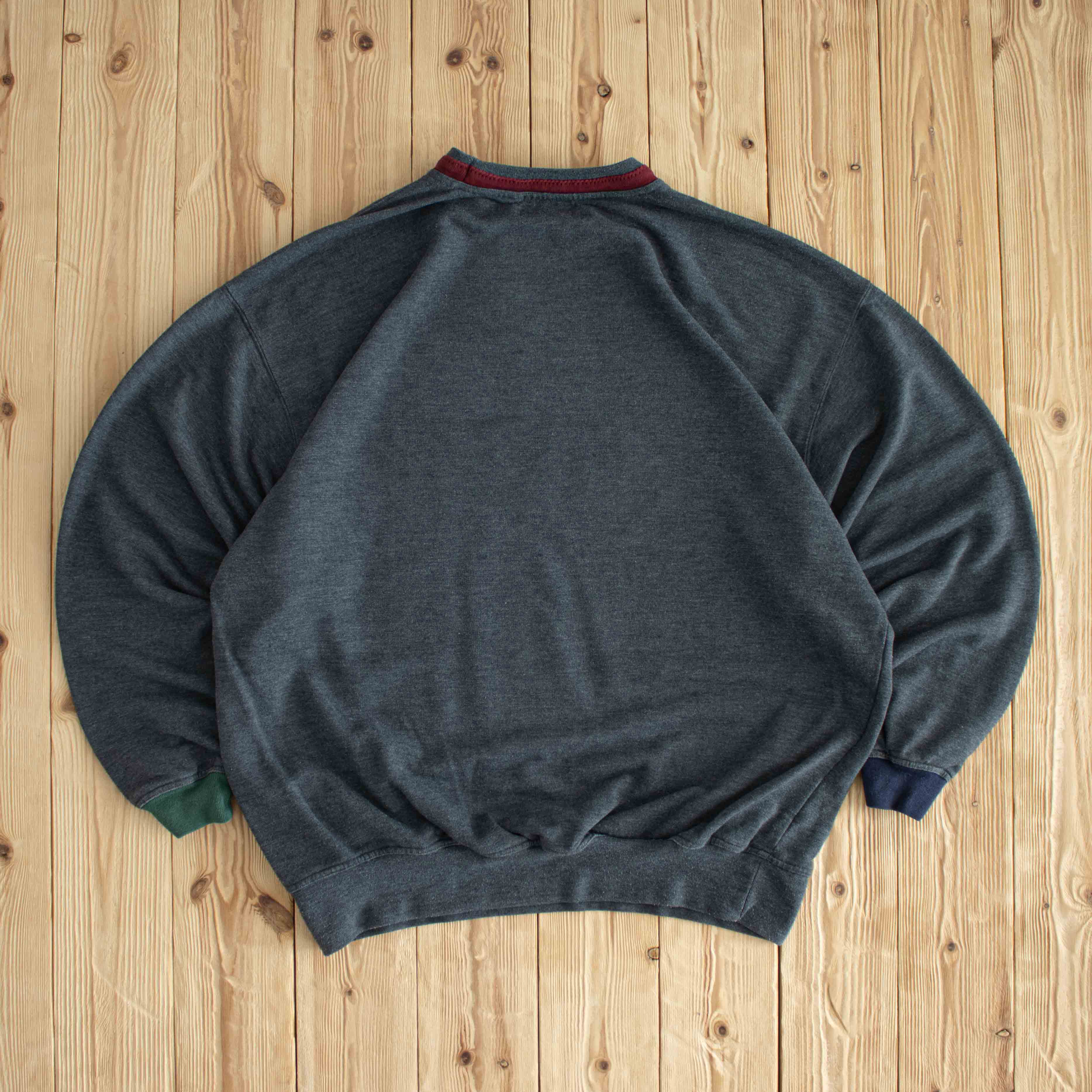 (XL) Carlo Colucci Bears Vintage Embroidered Sweatshirt Gray