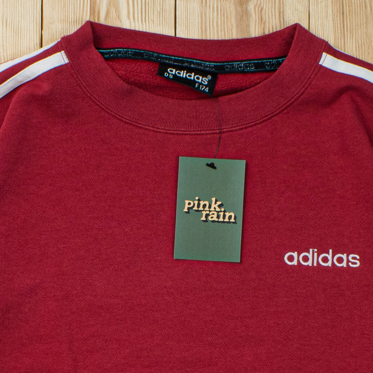(M) Vintage Adidas Essential Embroidered Sweatshirt