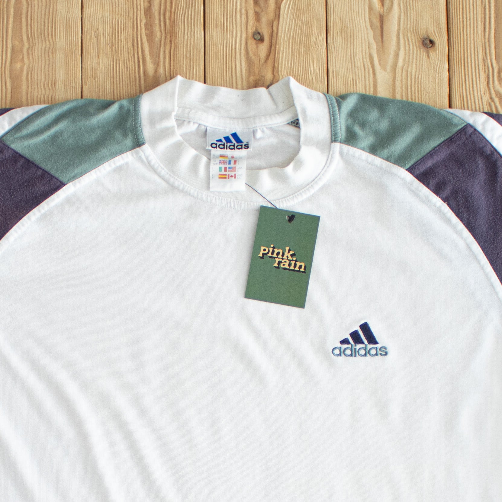 (L) Adidas Vintage Embroidered T-Shirt White