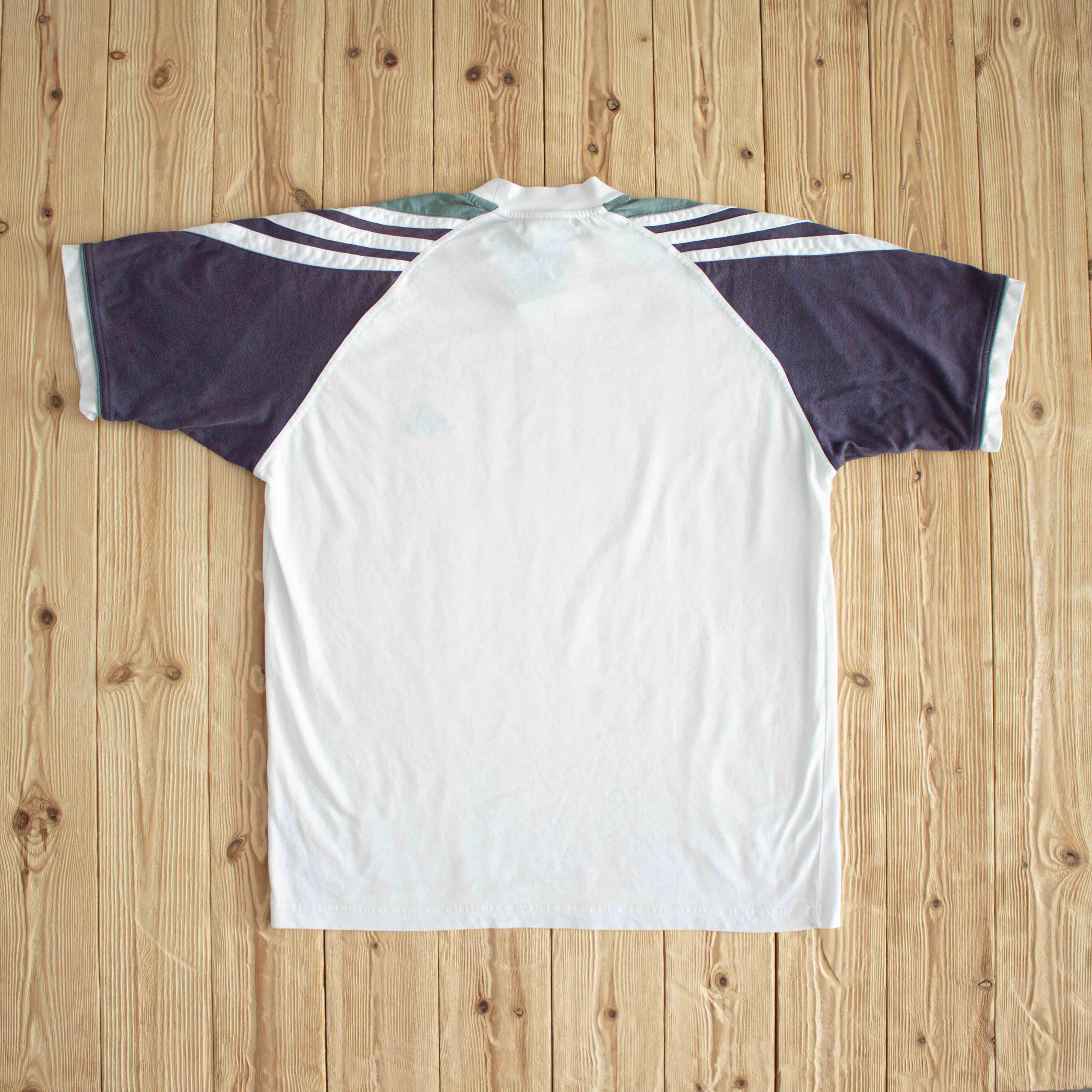 (L) Adidas Vintage Embroidered T-Shirt White
