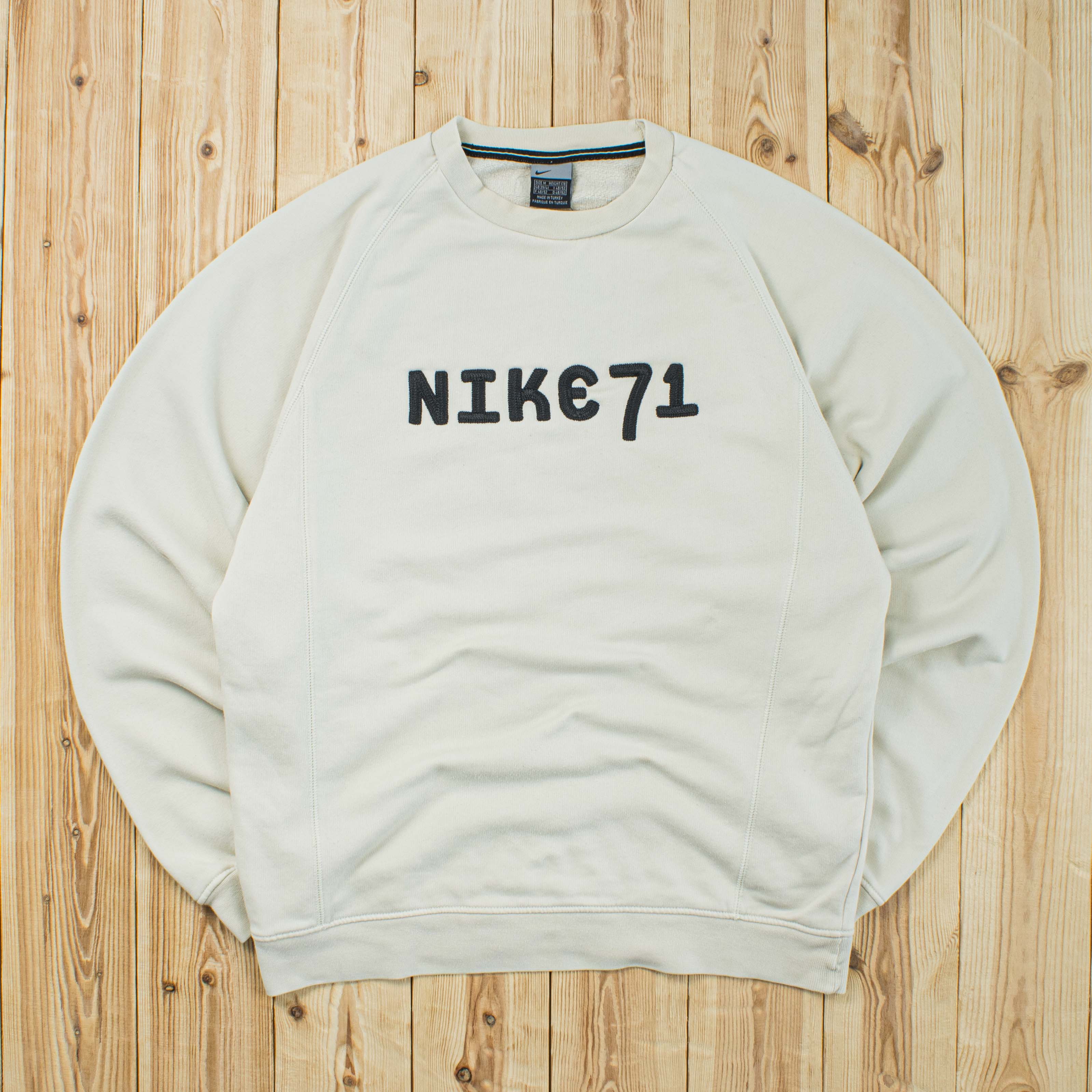 (M) Vintage Nike 71 Embroidered Sweatshirt