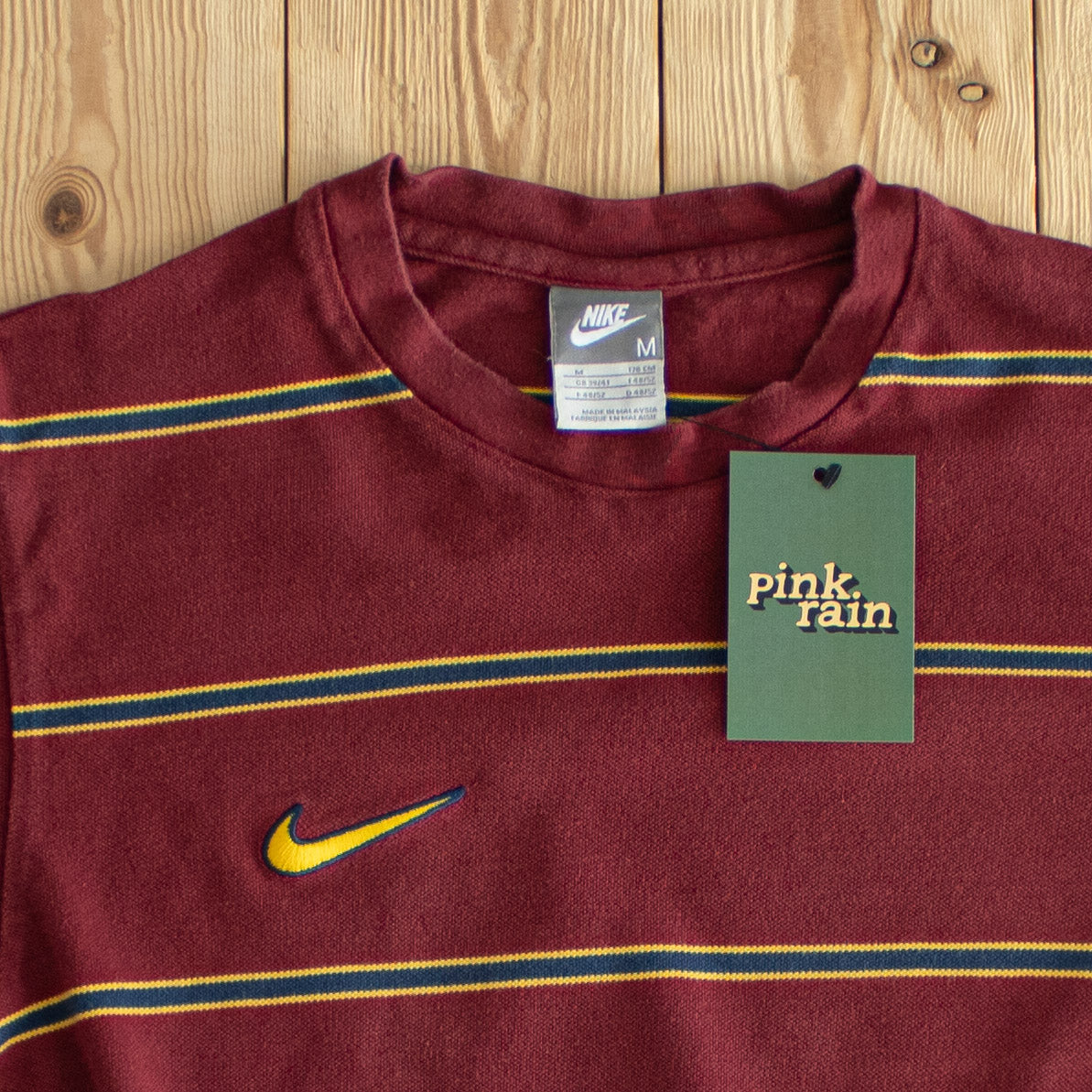(S/M) Nike Portugal Vintage Embroidered Cropped T-Shirt Red