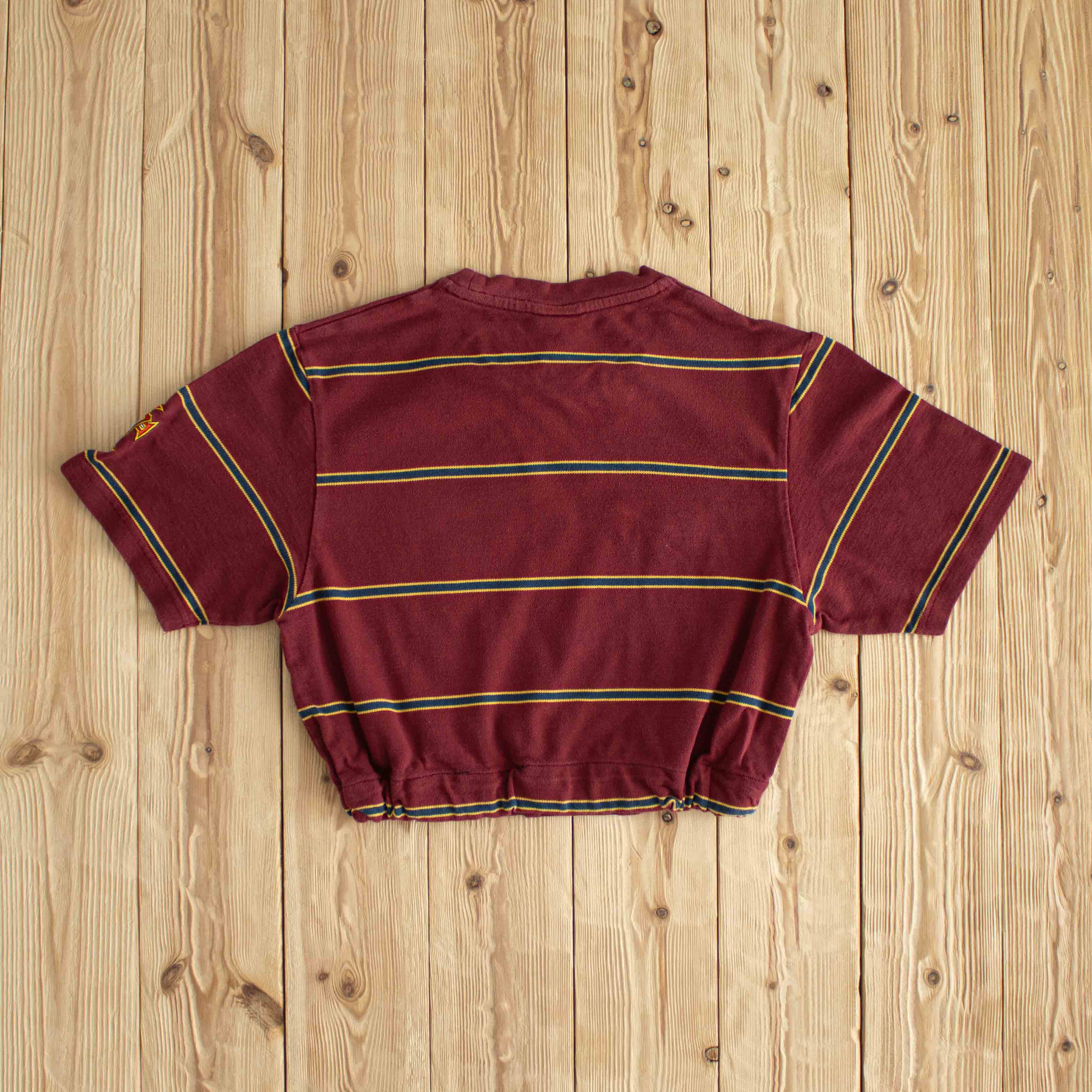 (S/M) Nike Portugal Vintage Embroidered Cropped T-Shirt Red