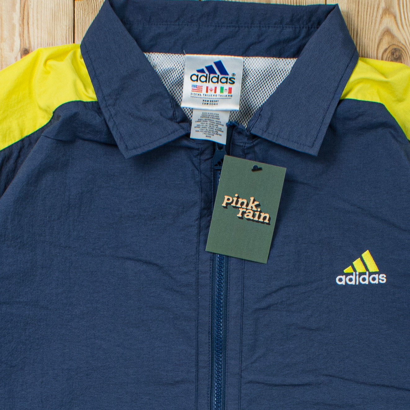 (XL) Vintage Adidas Essential Embroidered Jacket