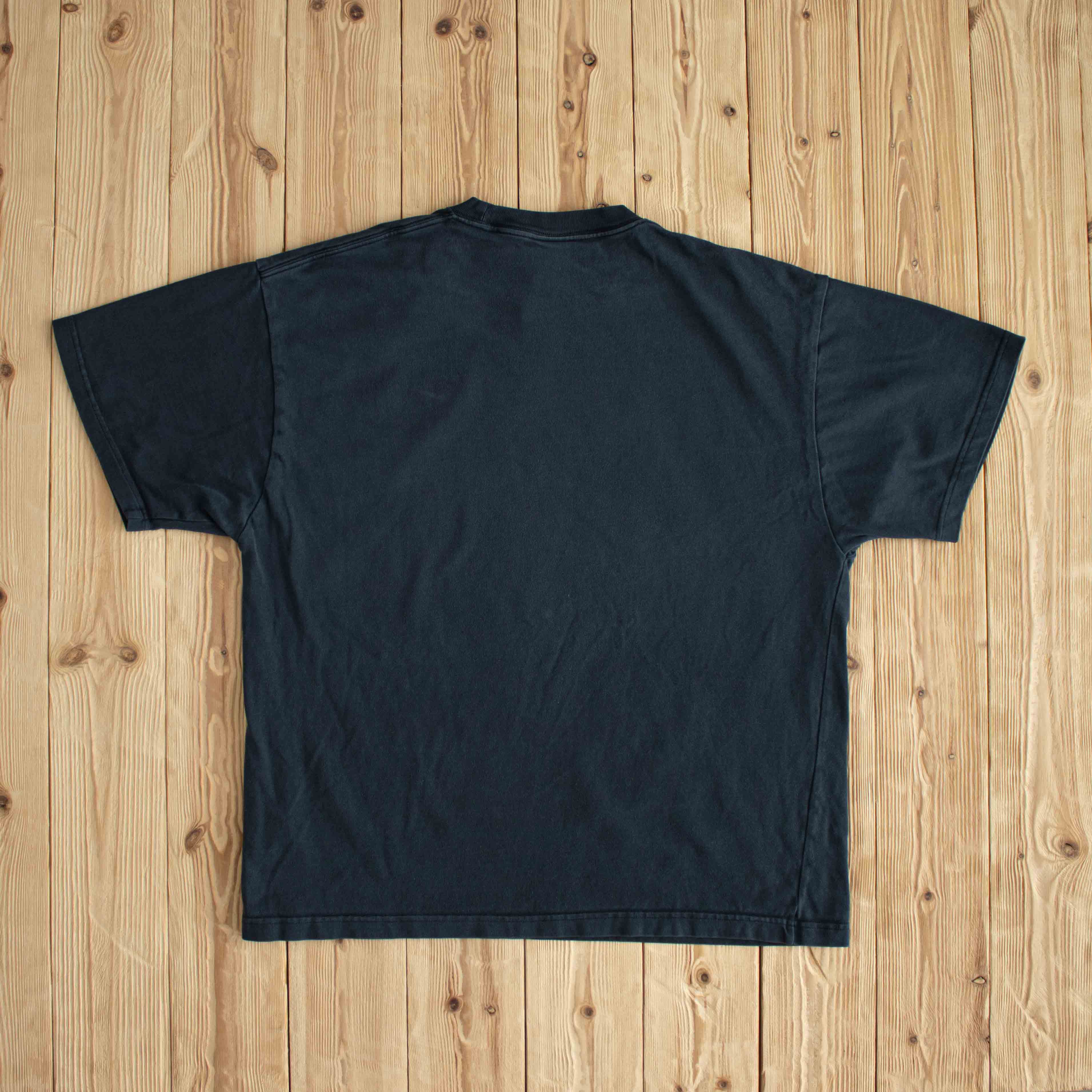 (L) Nike Essential Embroidered Faded T-Shirt Black