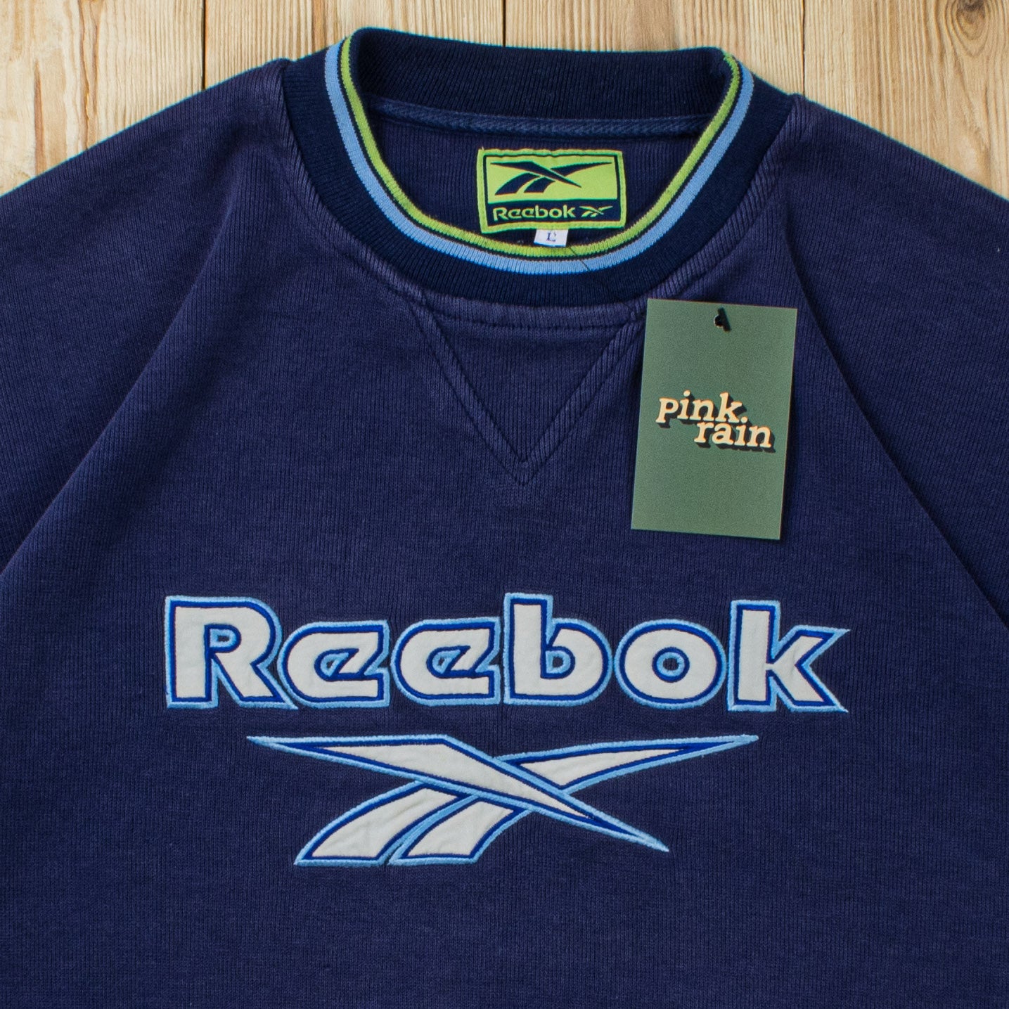 (L) Vintage Reebok Spell Out Embroidered Sweatshirt