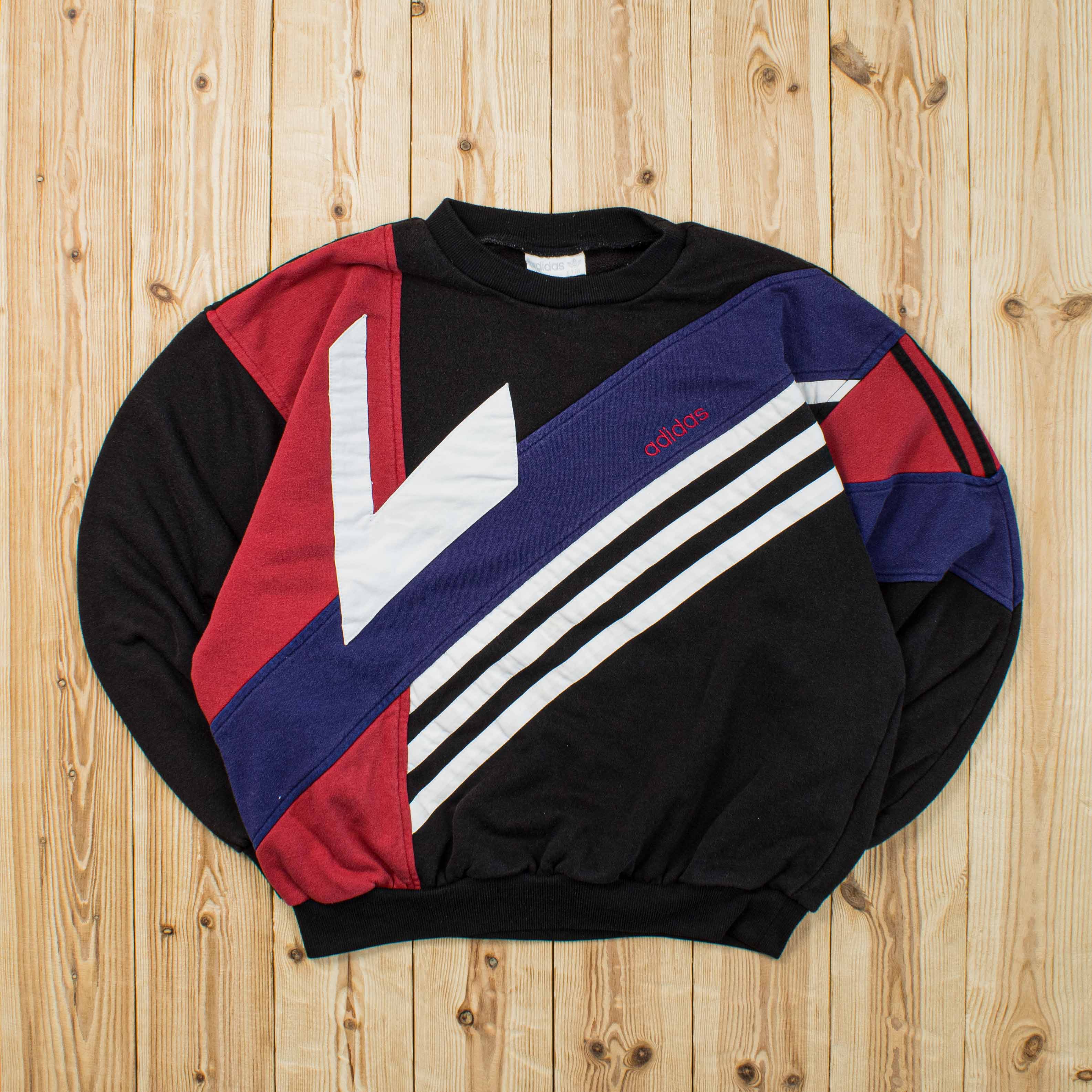 (M) Vintage Adidas Embroidered Sweatshirt