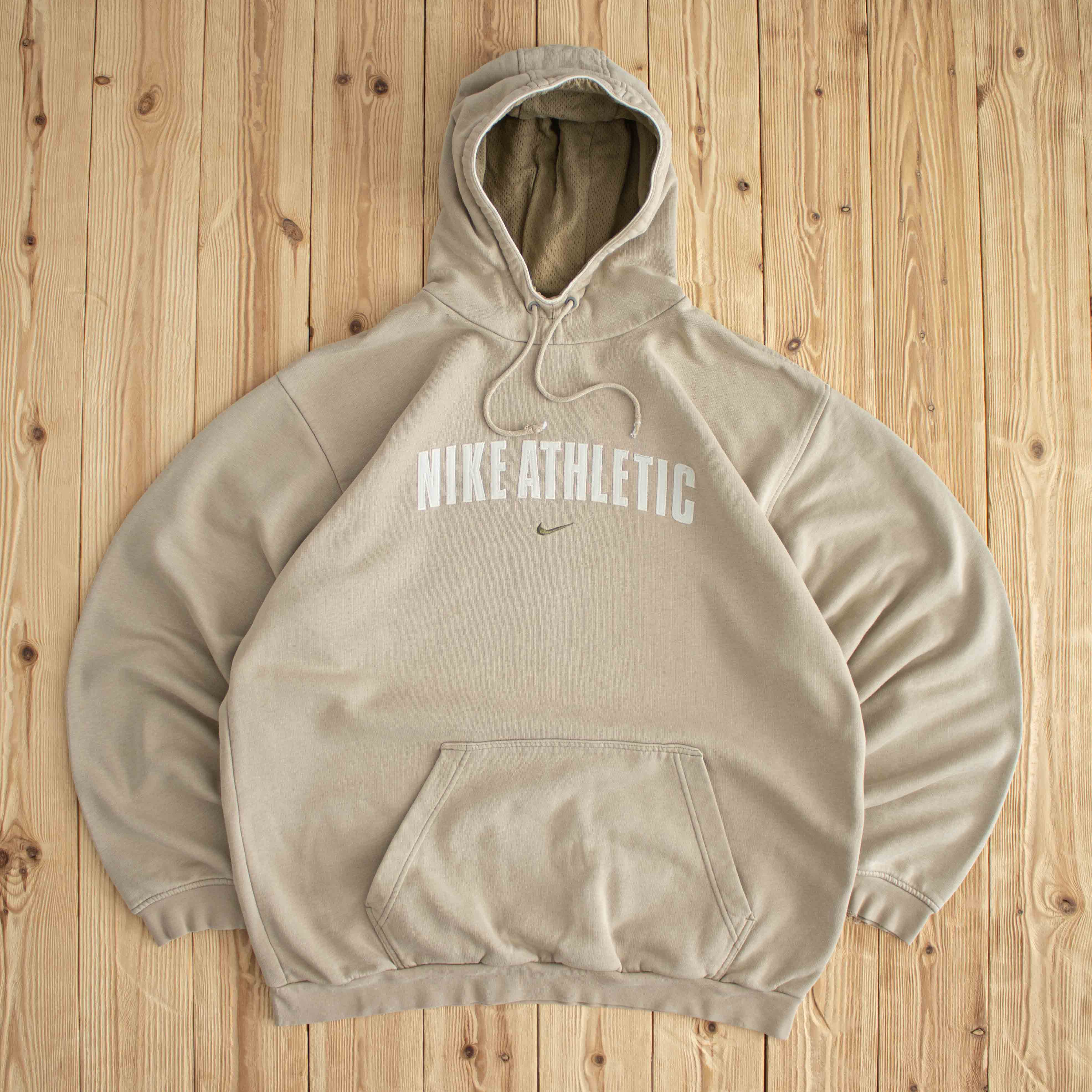(XL) Nike Athletic Vintage Embroidered Hoodie Beige