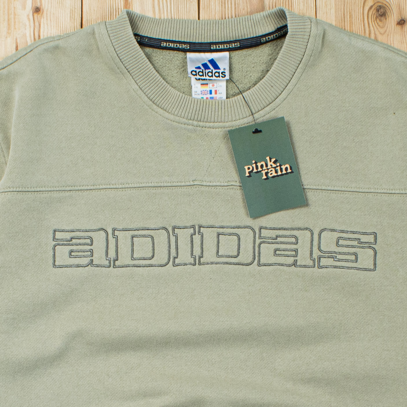 (M) Vintage Adidas Spell Out Embroidered Sweatshirt