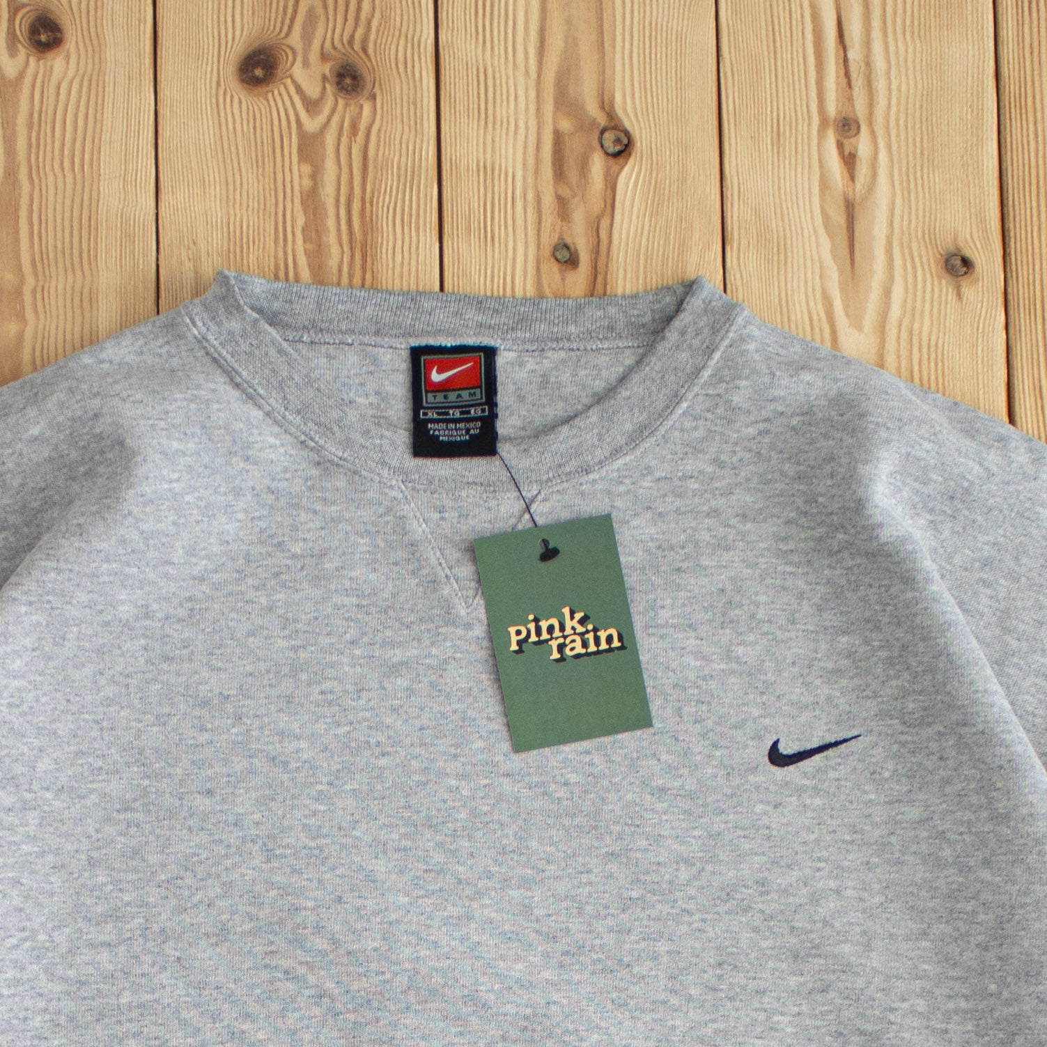 (XL) Nike Vintage Essential Embroidered Sweatshirt Gray