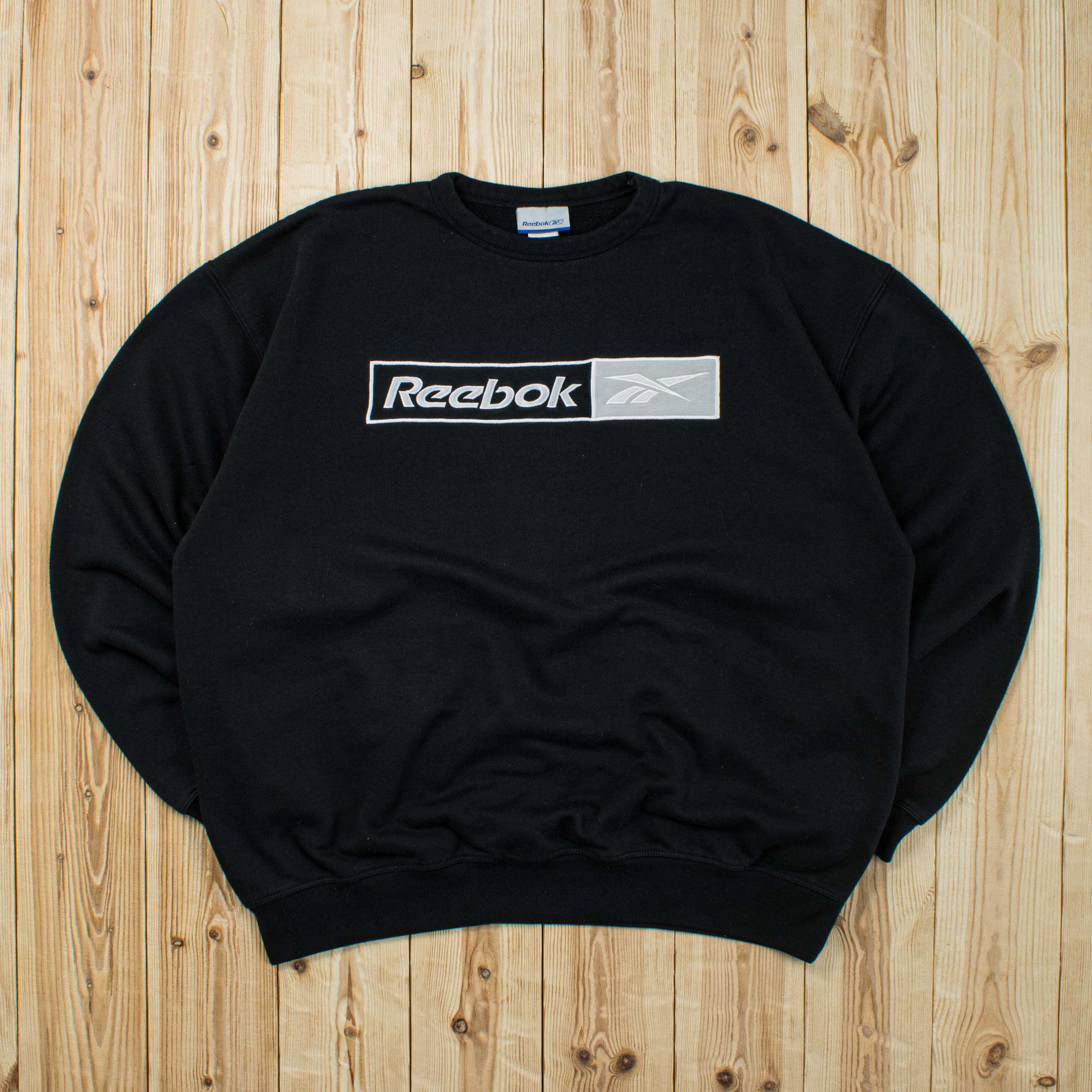 (L) Vintage Reebok Spell Out Embroidered Sweatshirt