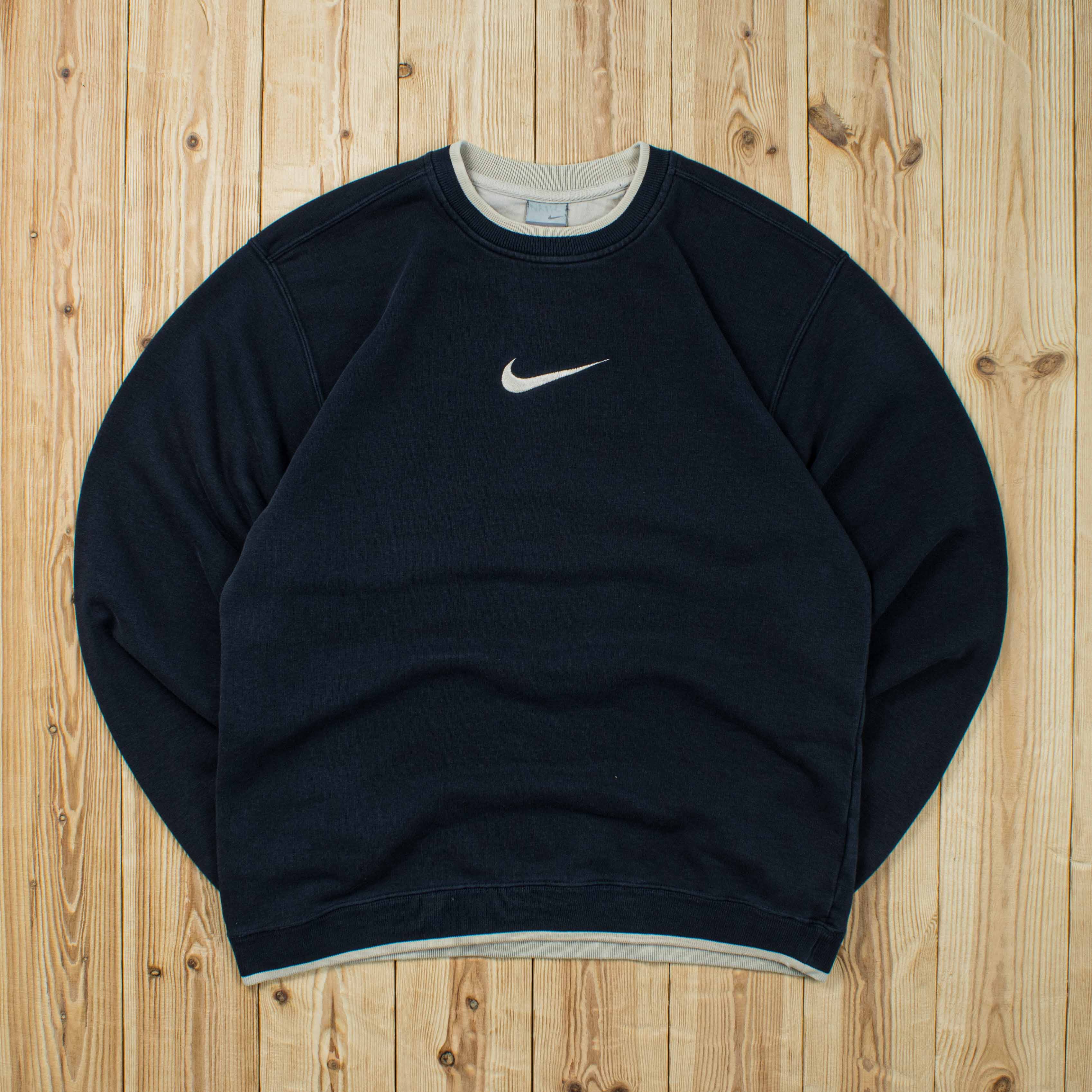 (M) Vintage Nike Swoosh Embroidered Sweatshirt