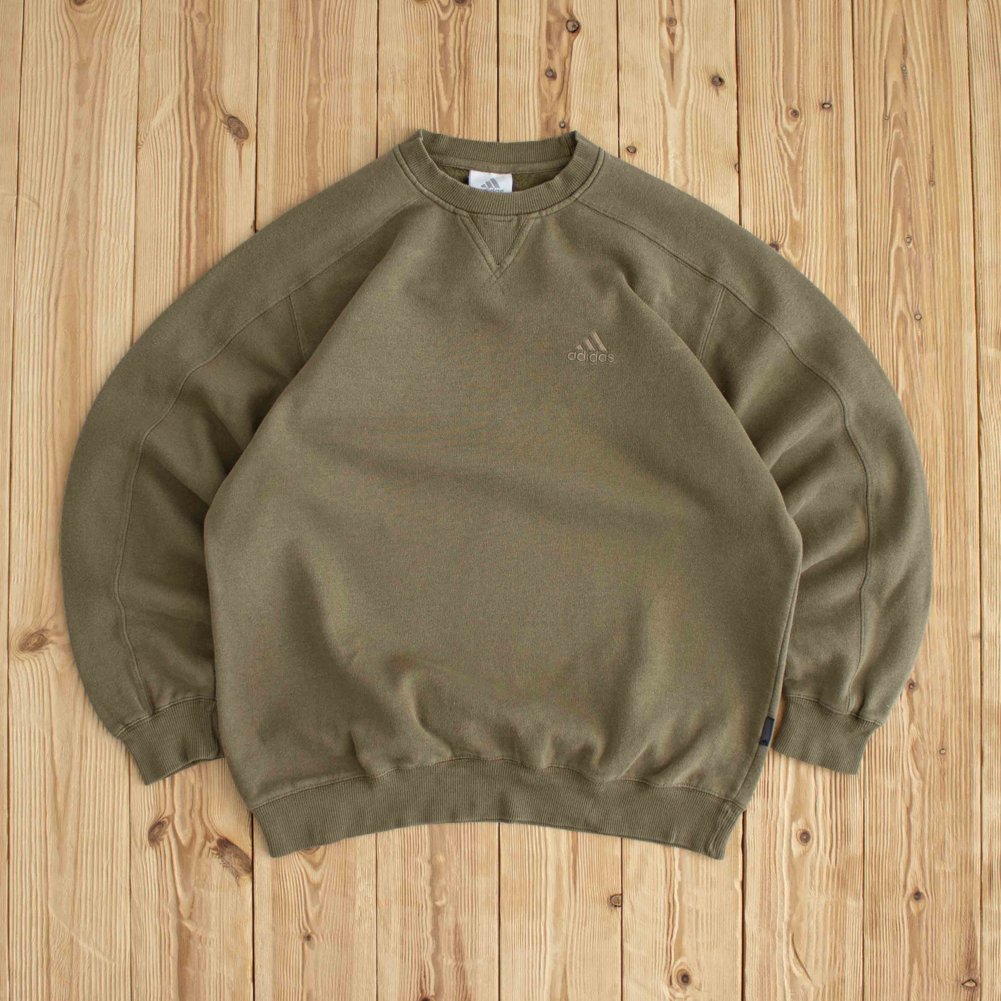 (S) Adidas Vintage Embroidered Sweatshirt Khaki