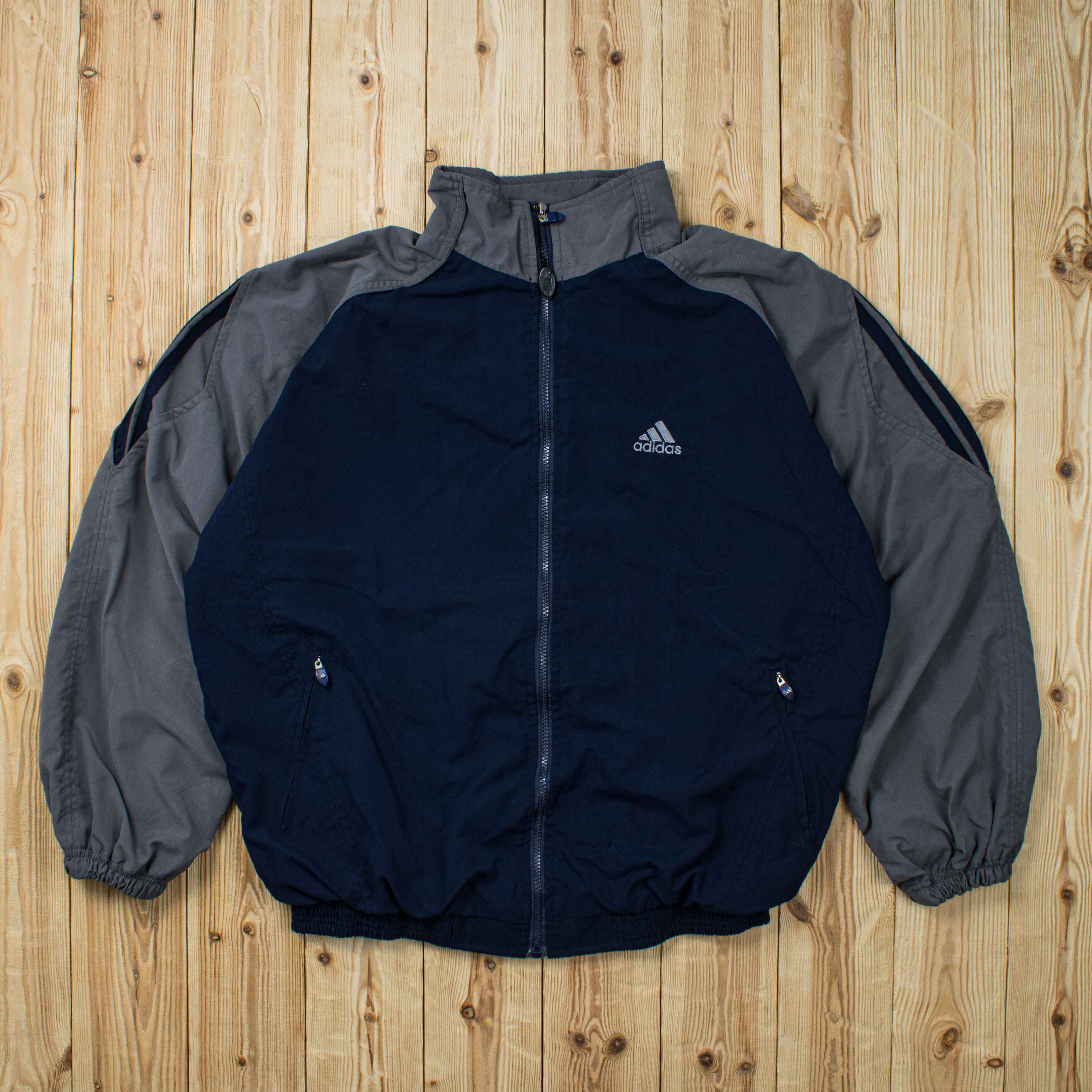 (L) Vintage Adidas Essential Embroidered Jacket