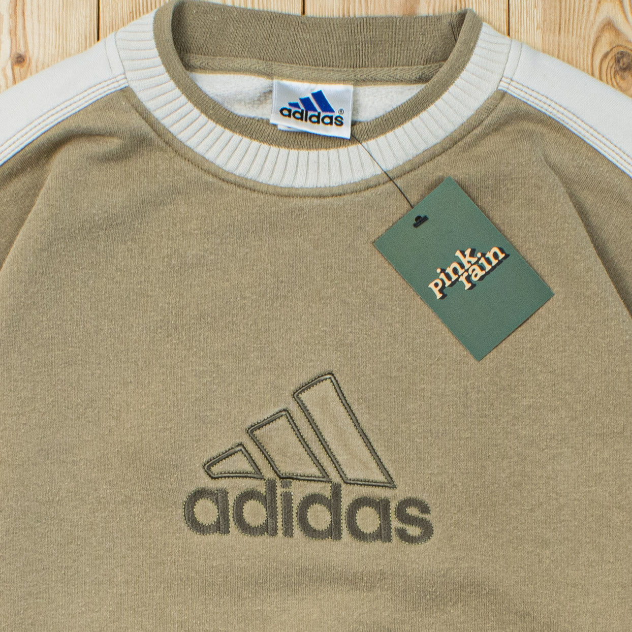 (L) Vintage Adidas Spell Out Embroidered Sweatshirt