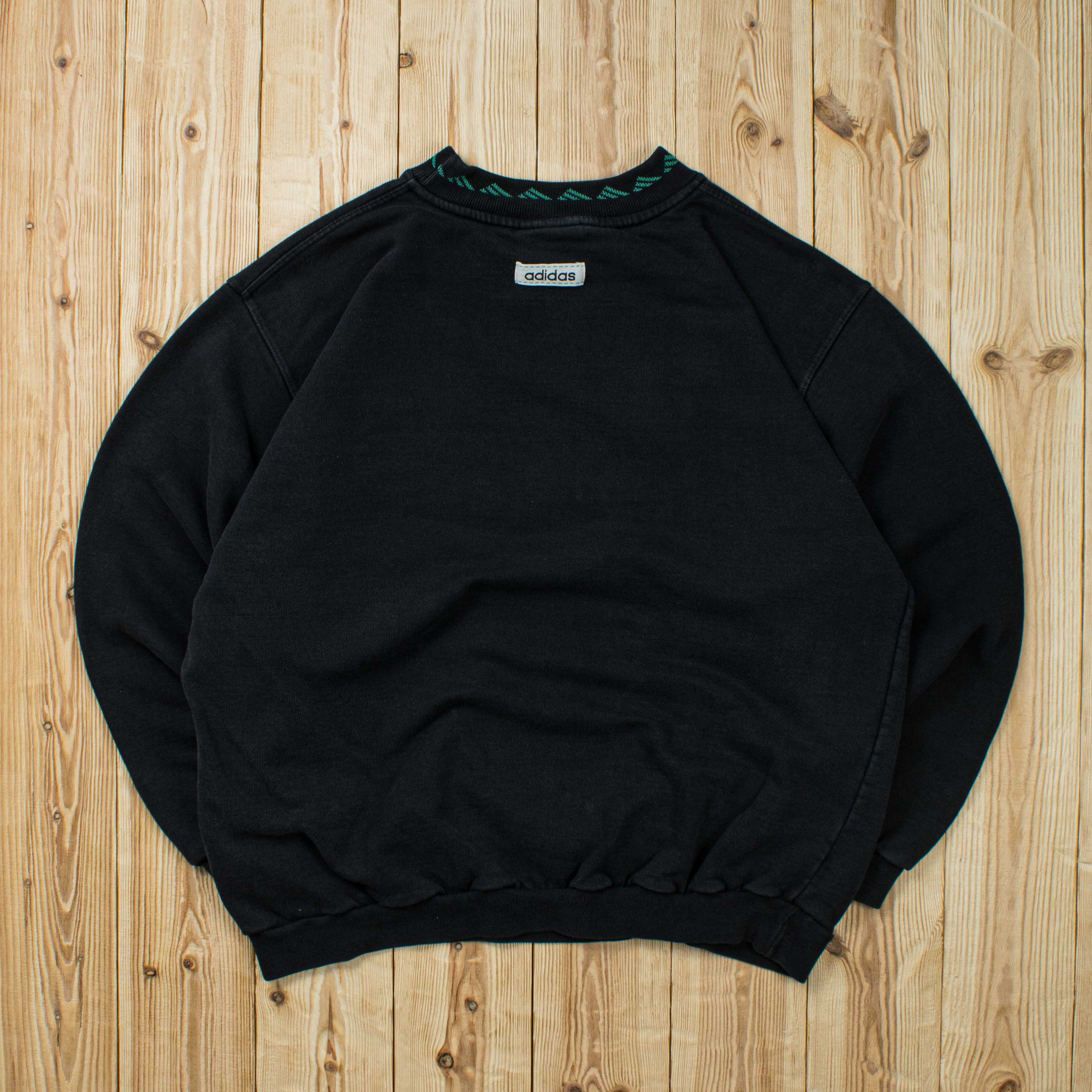 (L) Vintage Adidas Equipment Embroidered Sweatshirt