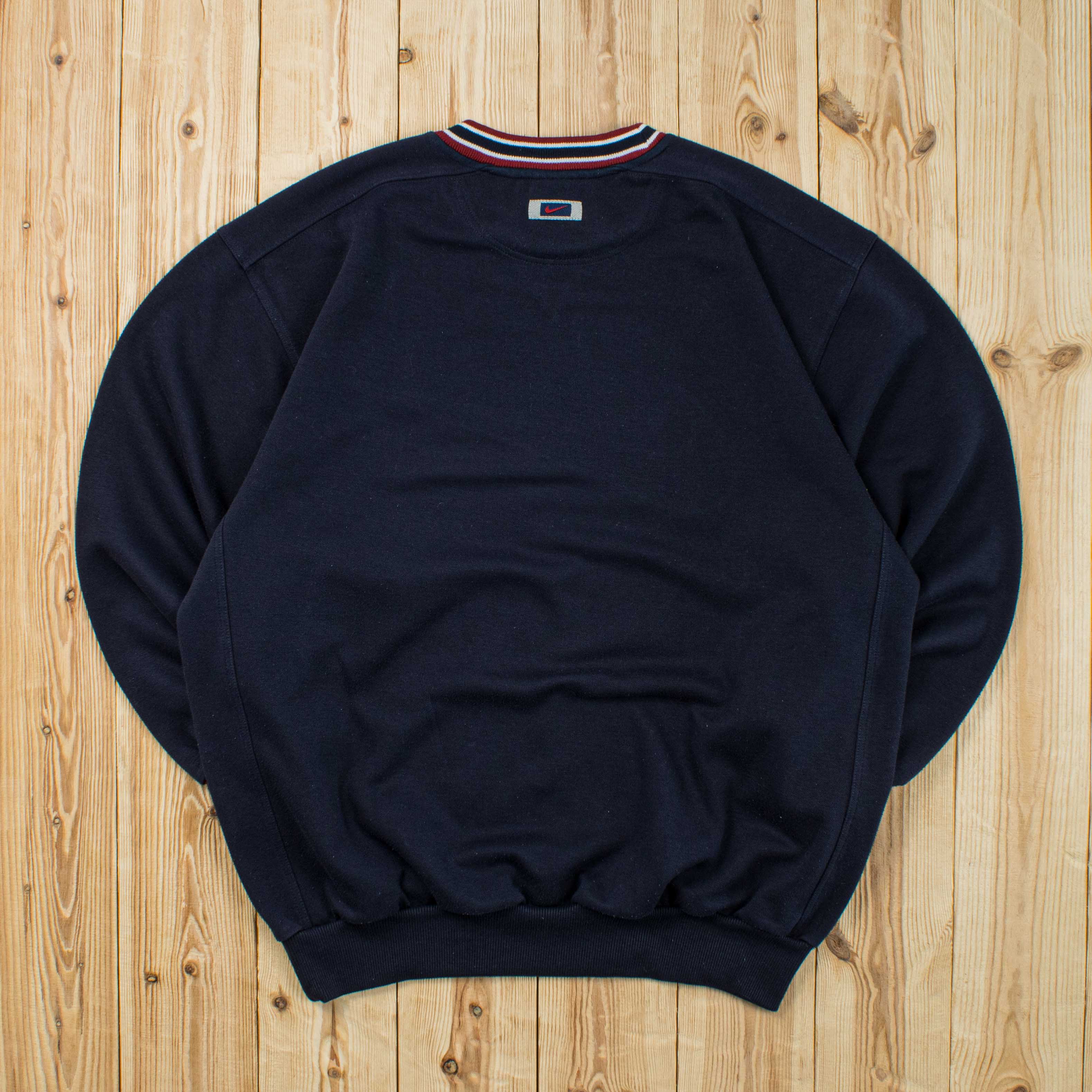 (L) Vintage Nike Swoosh Embroidered Sweatshirt