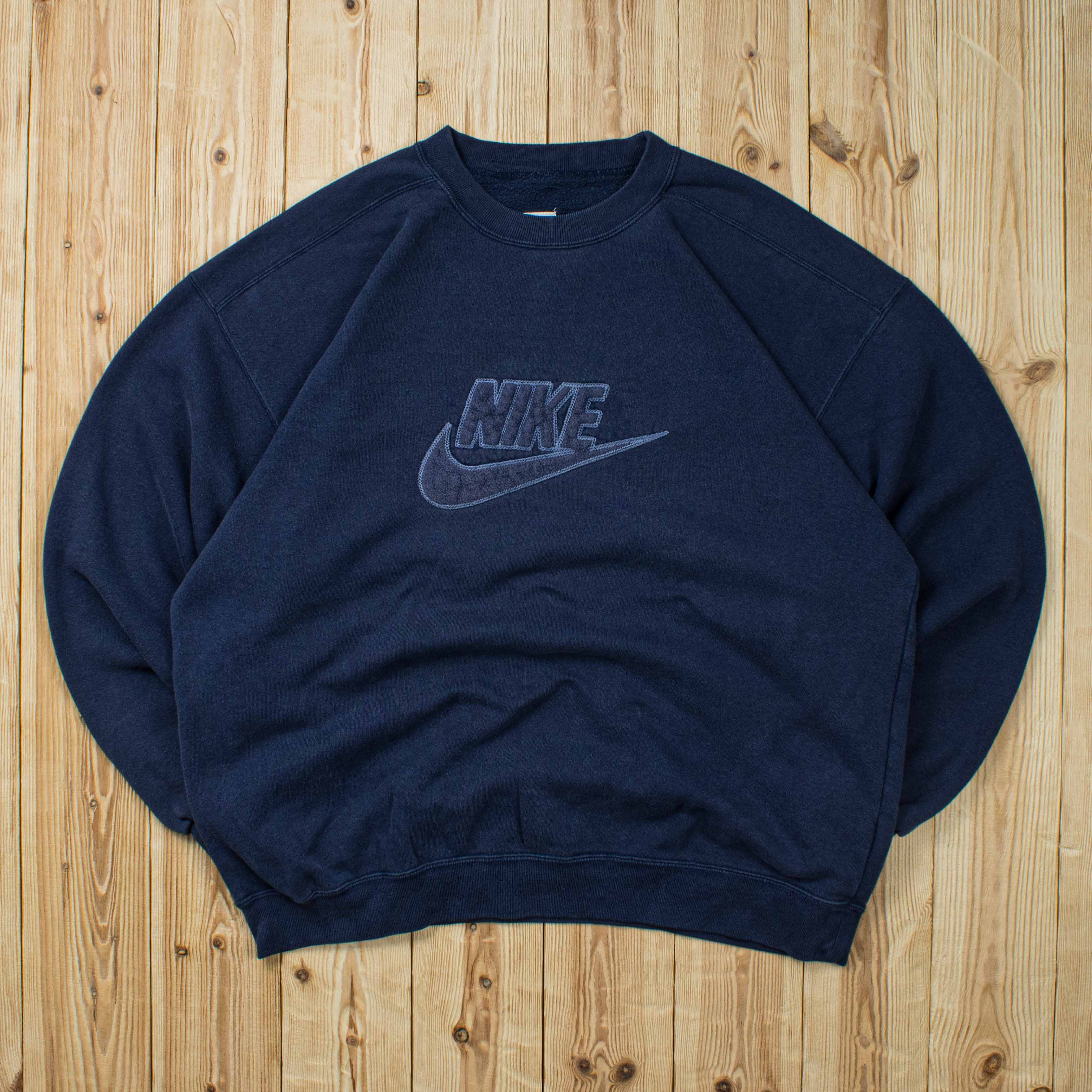 (XL) Vintage Nike Spell Out Embroidered Sweatshirt