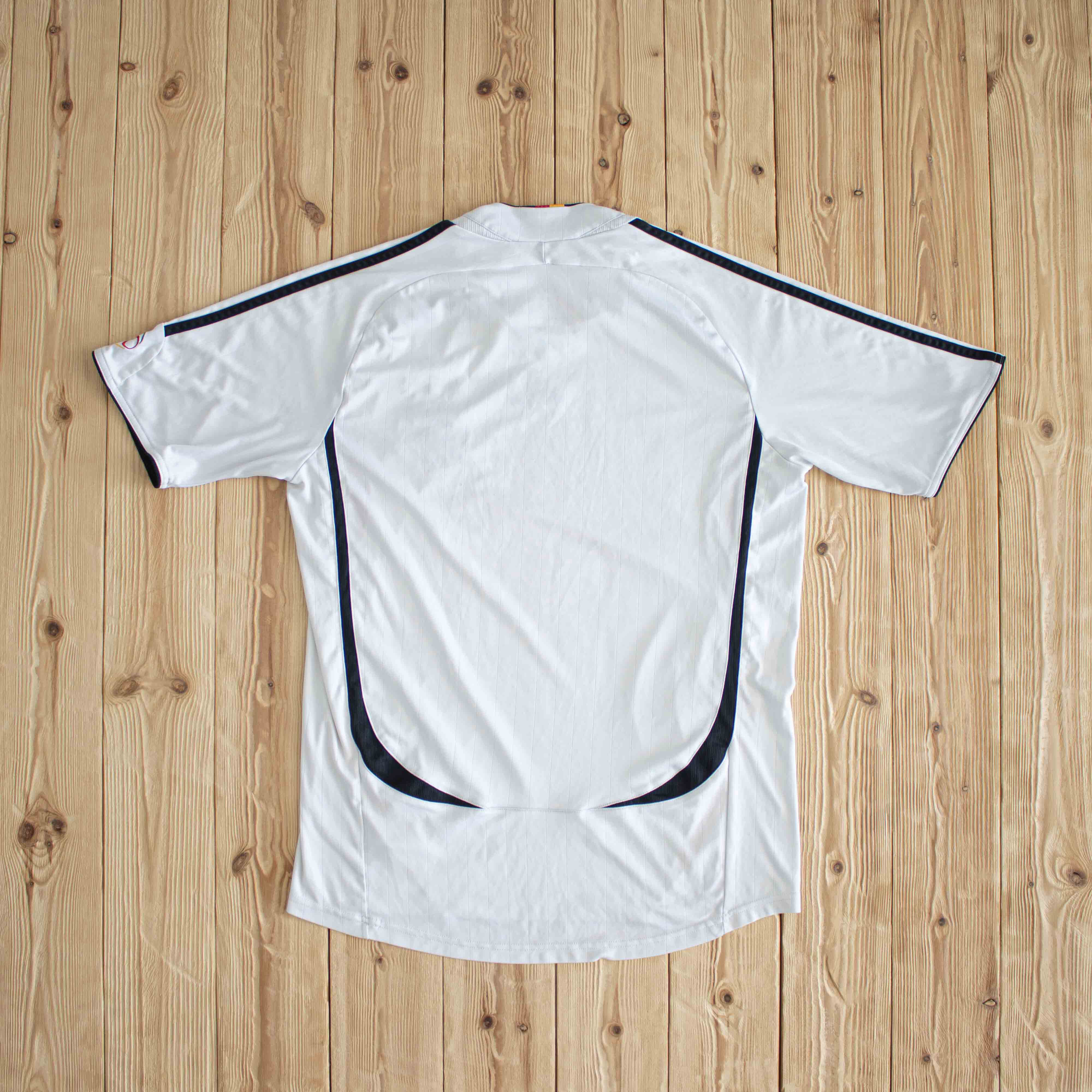 (M) Adidas DFB Vintage Embroidered T-Shirt White