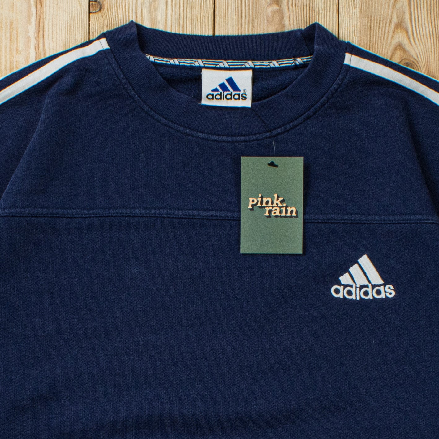 (L) Vintage Adidas Essential Embroidered Sweatshirt