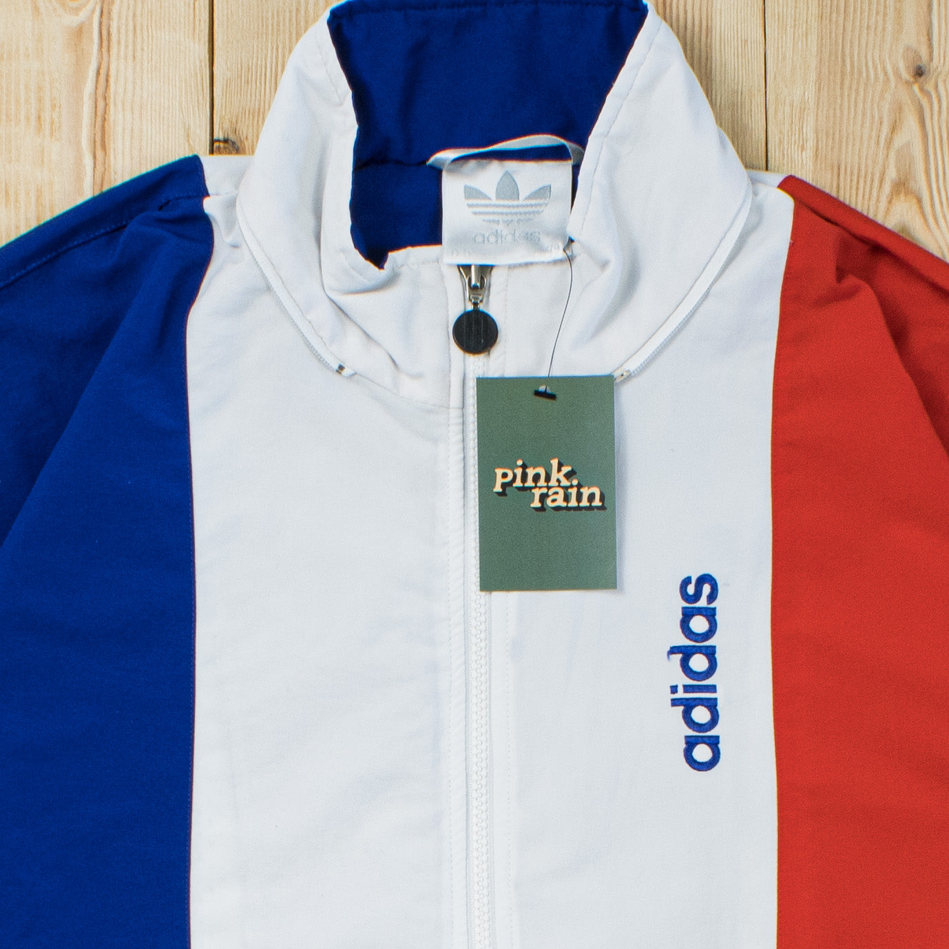 (L) Vintage Adidas All Nations Embroidered Jacket