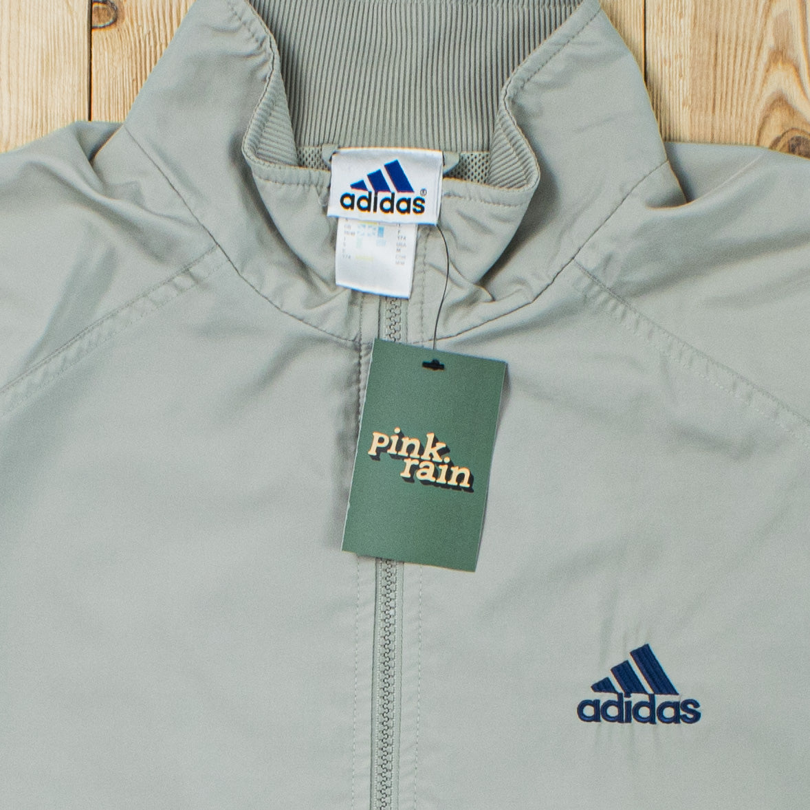 (M) Vintage Adidas Essential Embroidered Jacket