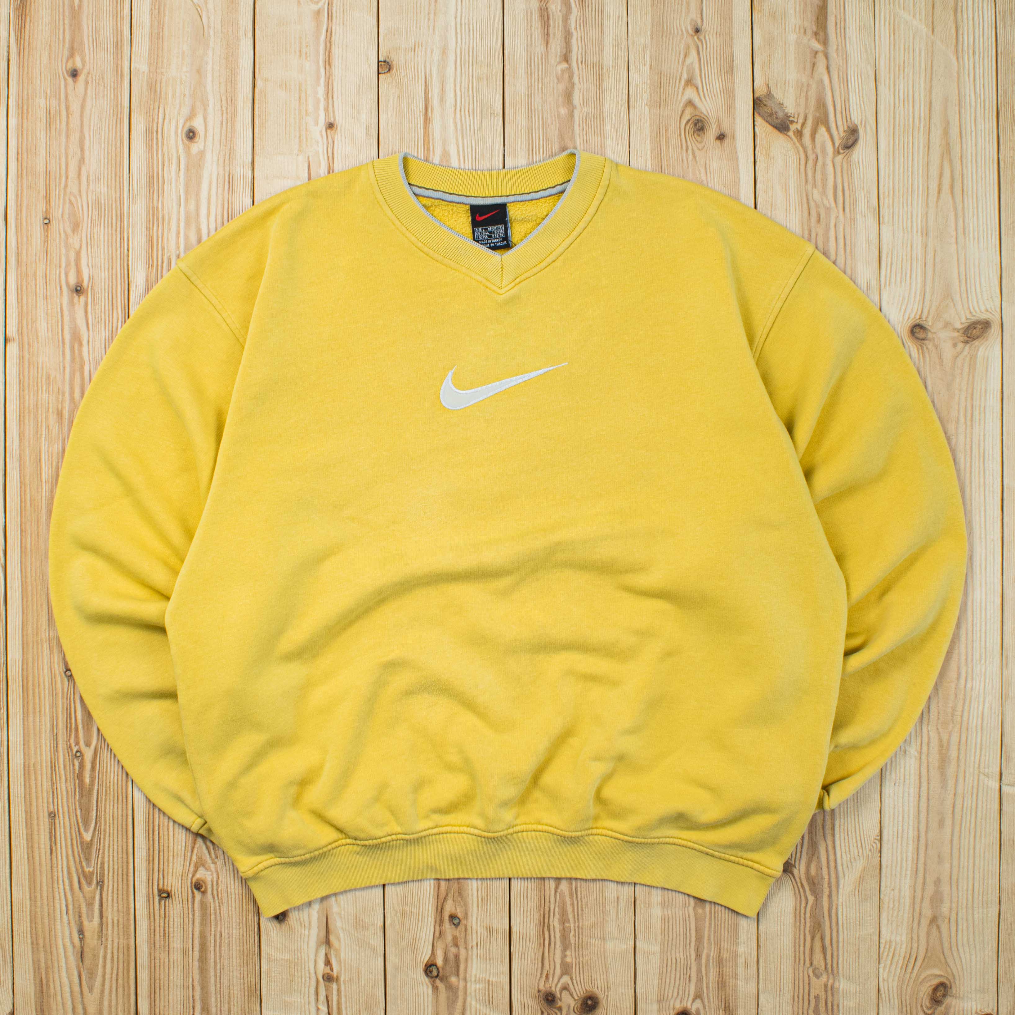 (L) Vintage Nike Swoosh Embroidered Sweatshirt