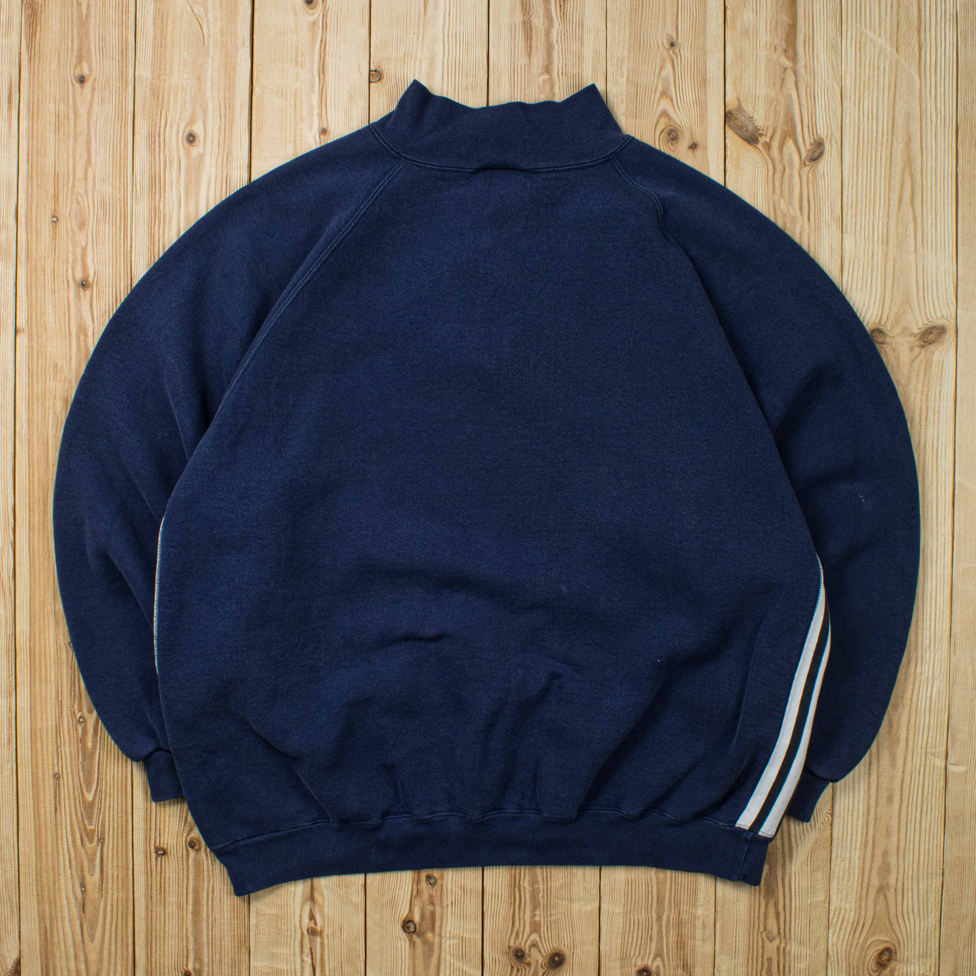(L) Vintage Adidas Essential Embroidered Quarter-Zip Sweatshirt